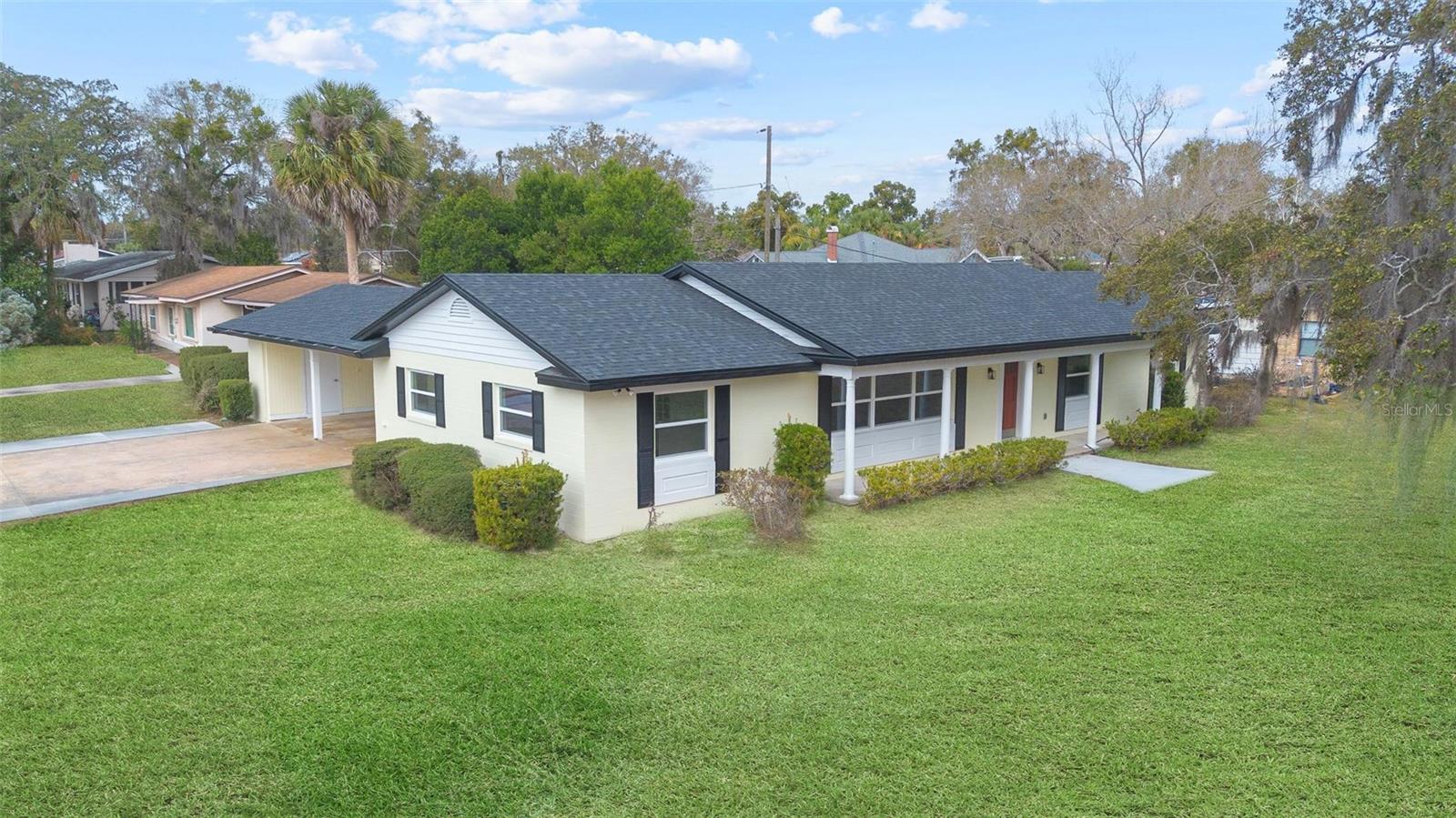 Image 32 of 50 For 1310 Crooked Lake Drive