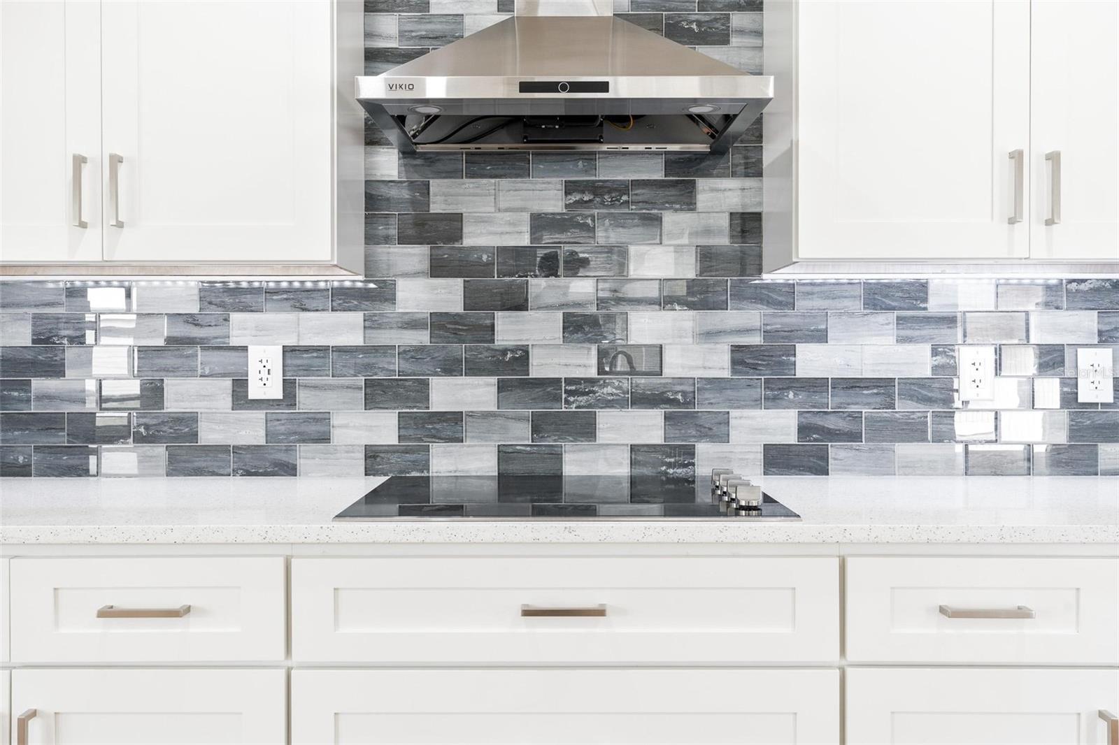 Image 8 of 50 For 1310 Crooked Lake Drive