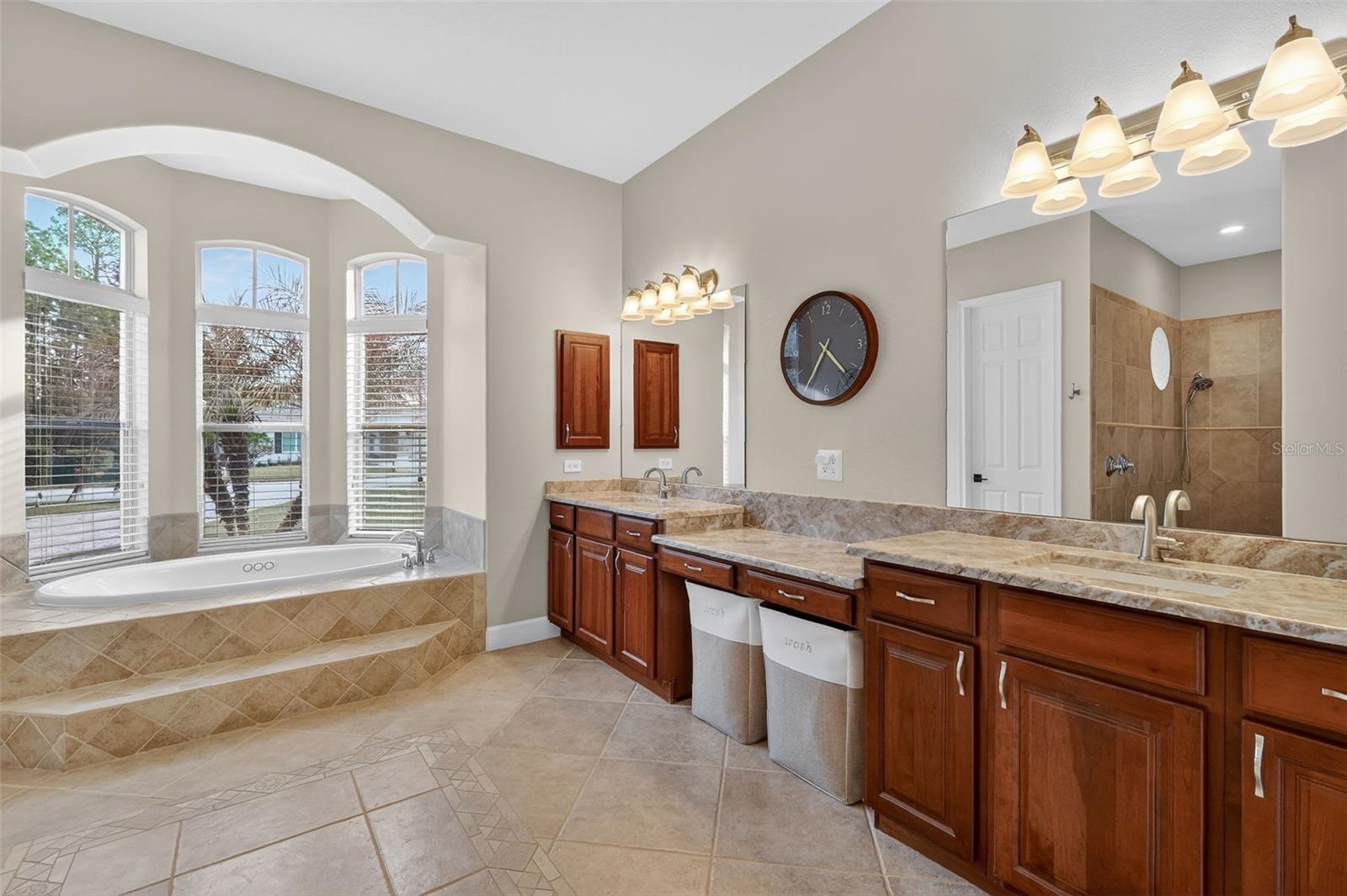 Image 24 of 54 For 1051 Juliette Boulevard