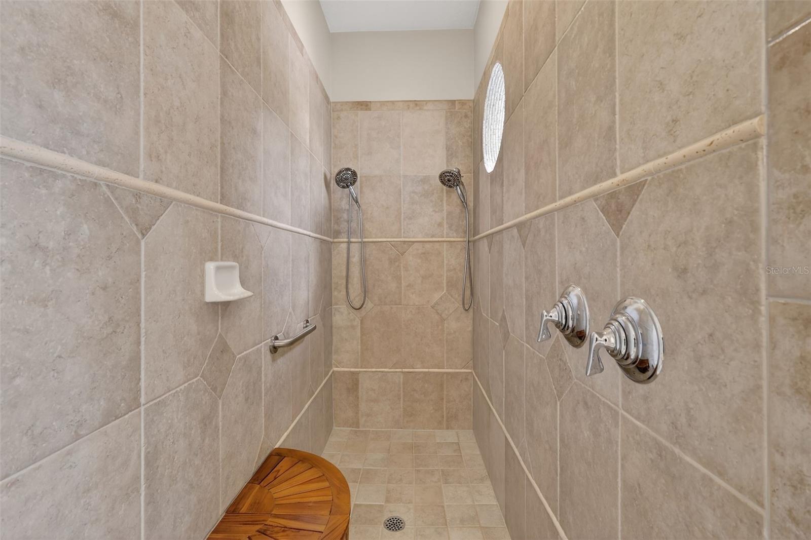 Image 27 of 54 For 1051 Juliette Boulevard