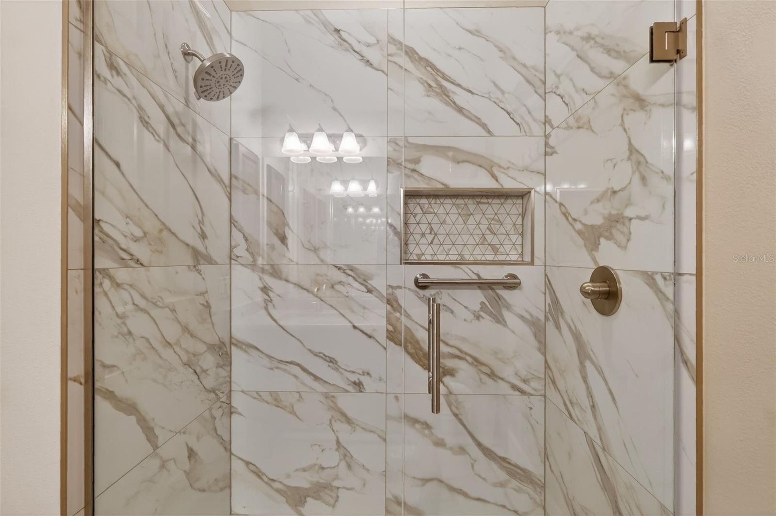 Image 33 of 54 For 1051 Juliette Boulevard