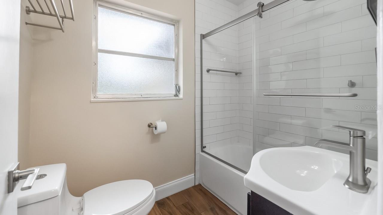 Image 26 of 49 For 107 Magnolia Avenue