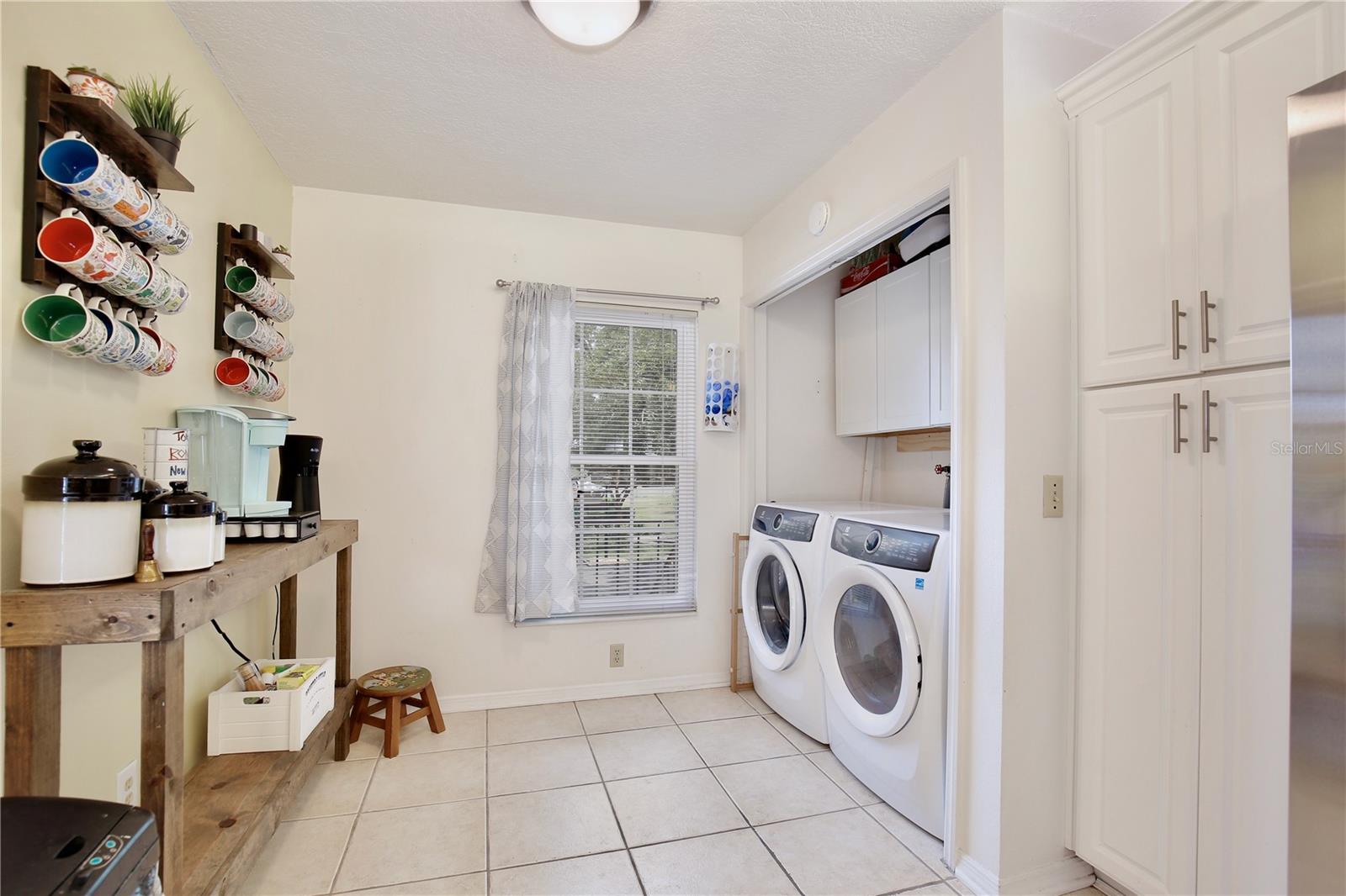 Image 6 of 24 For 600 Northern Way 1608