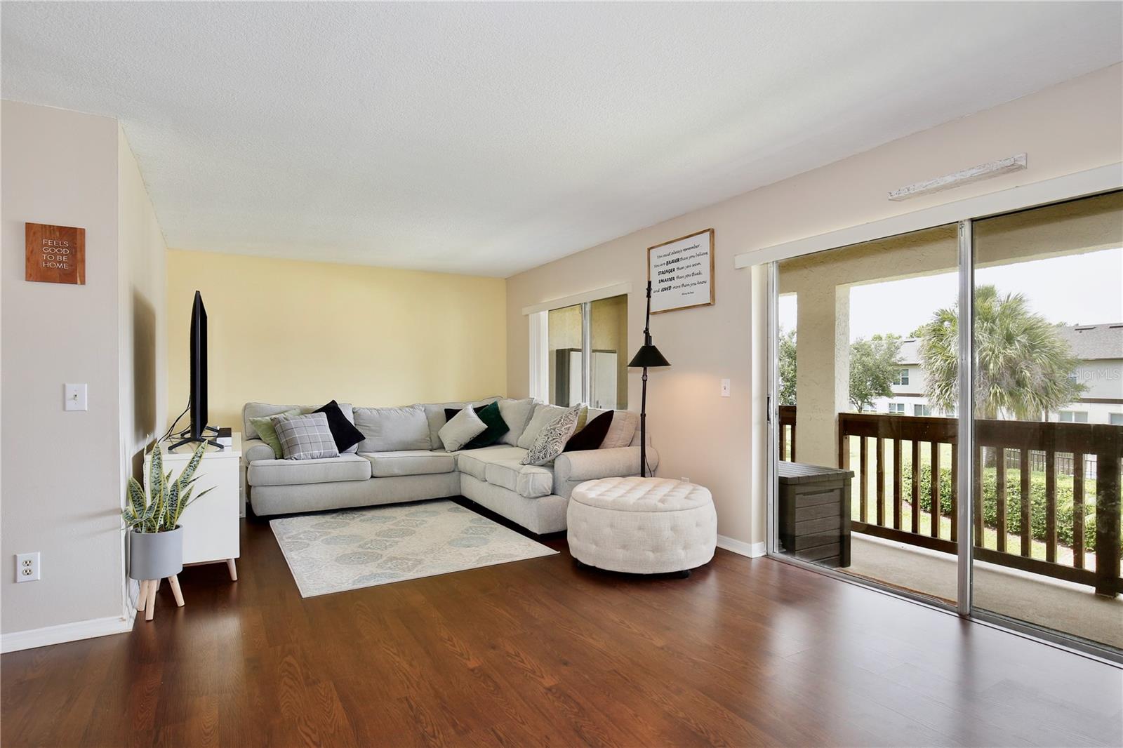 Image 9 of 24 For 600 Northern Way 1608