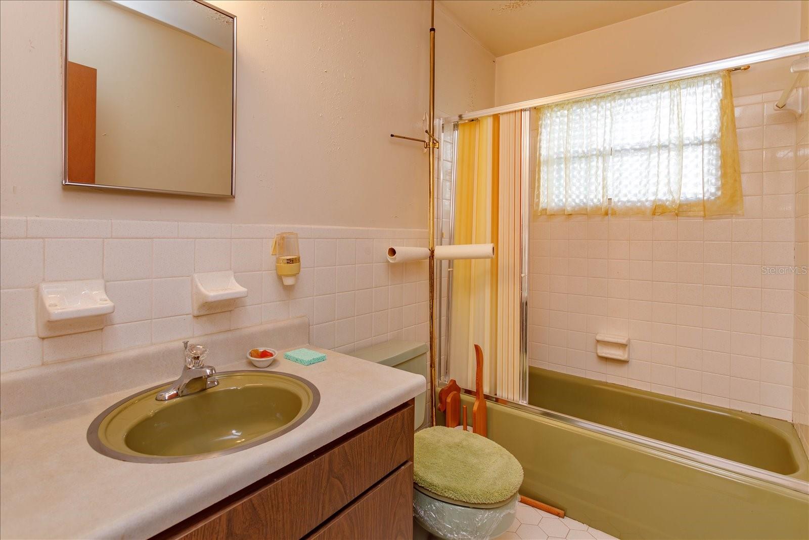 Image 16 of 29 For 530 Mar Nan Mar Place