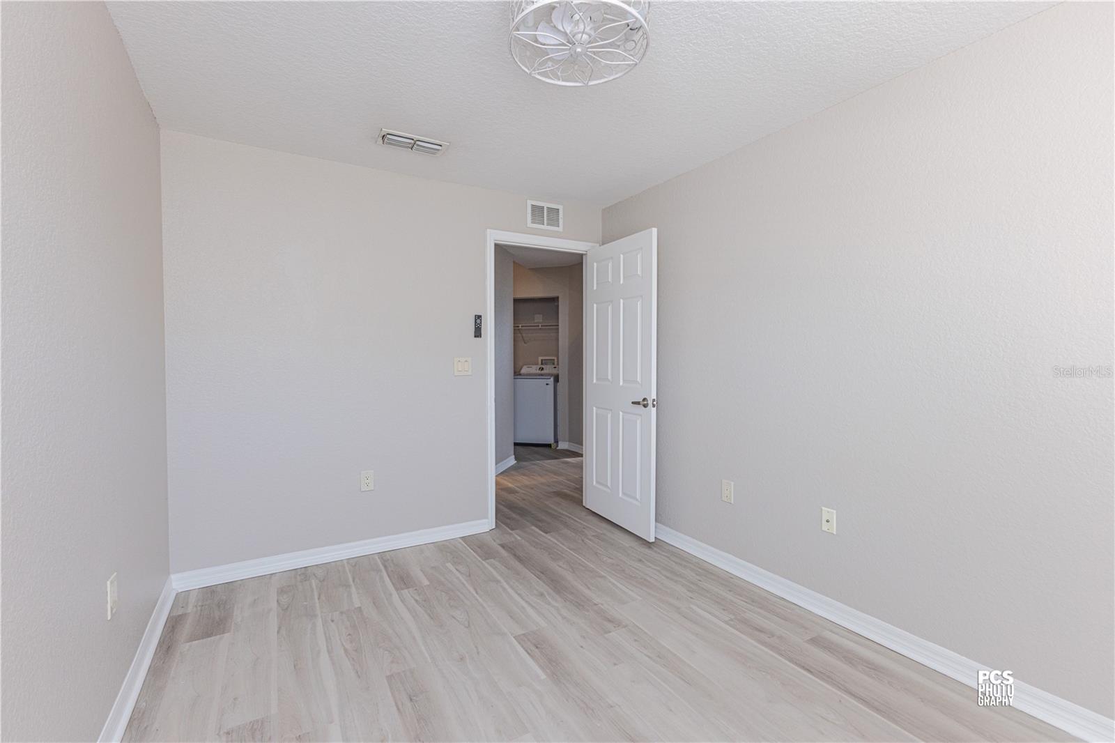 Image 17 of 31 For 5308 Bowline Court