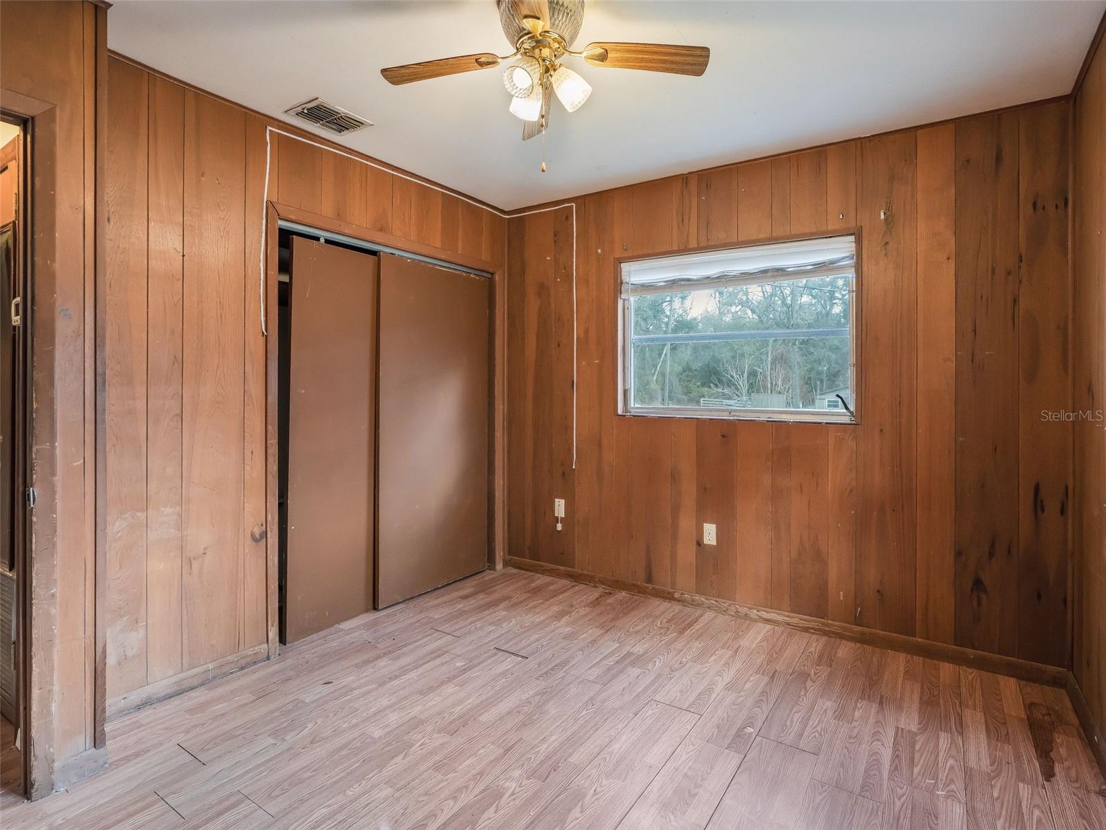 Image 13 of 28 For 8935 Cr 647s