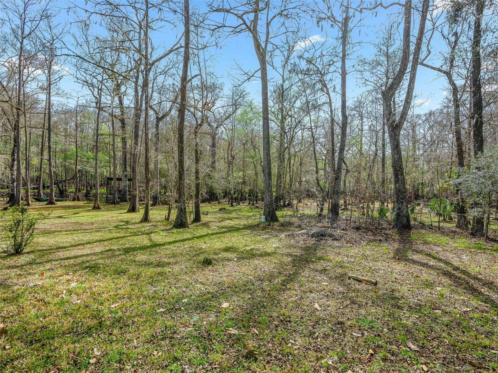 Image 19 of 28 For 8935 Cr 647s