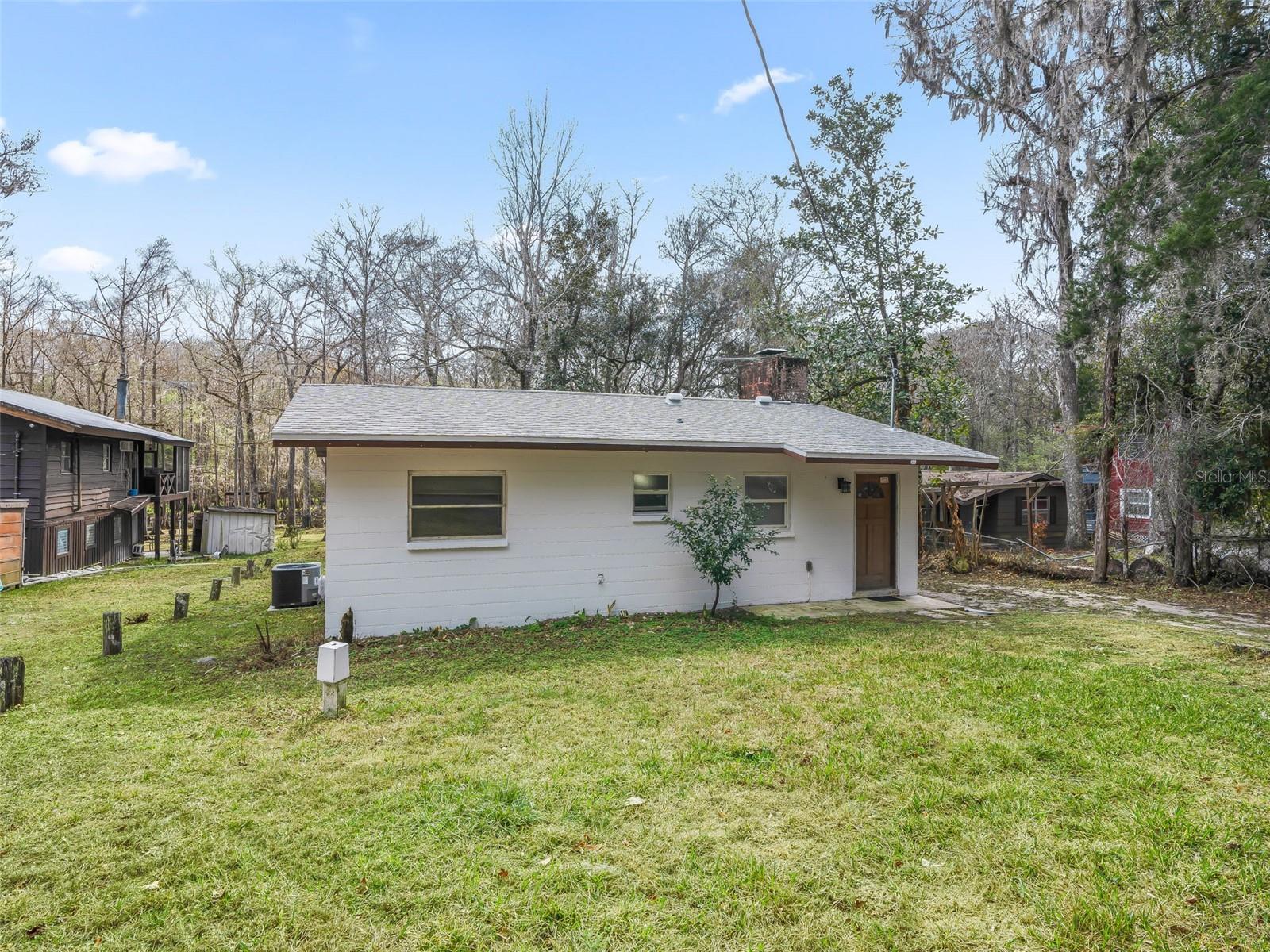 Image 3 of 28 For 8935 Cr 647s