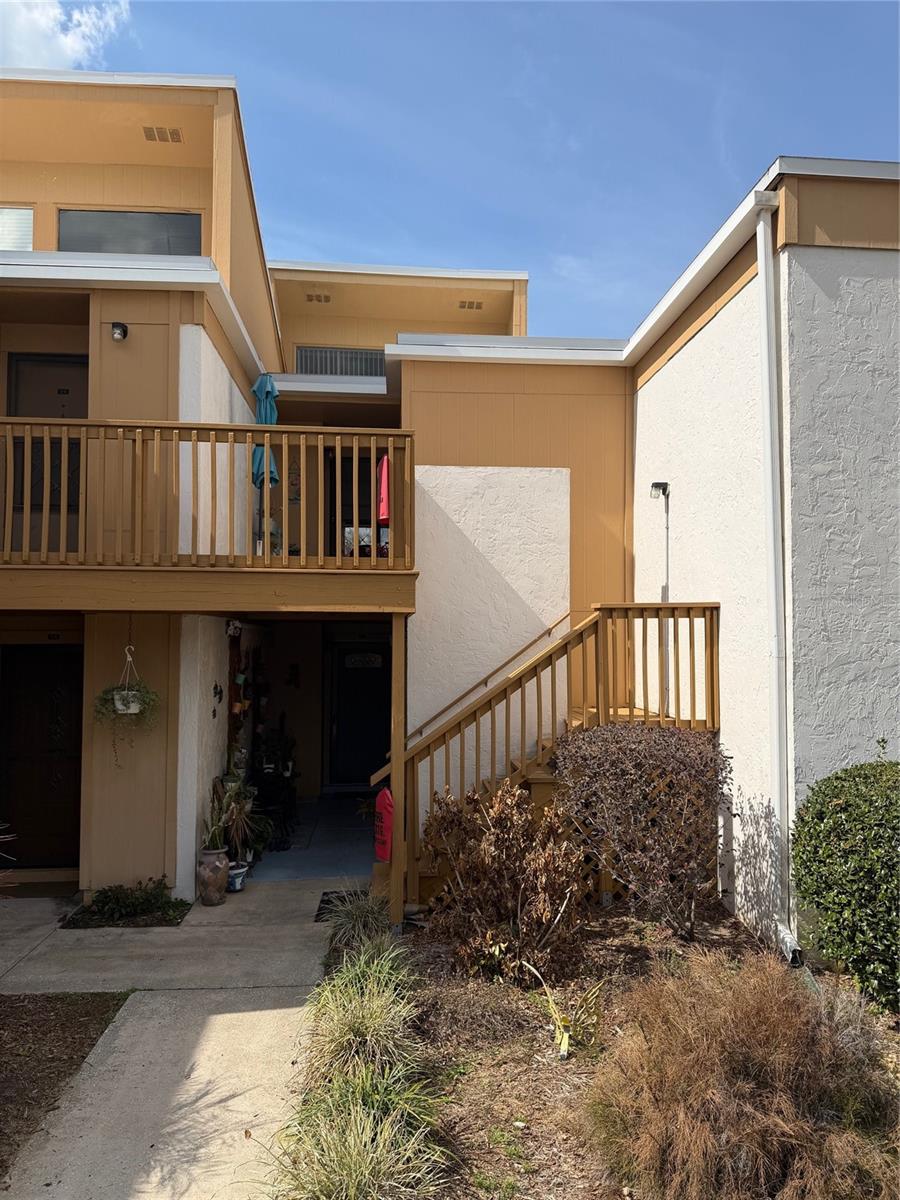 Details for 1051 Highland Street 3d, MOUNT DORA, FL 32757