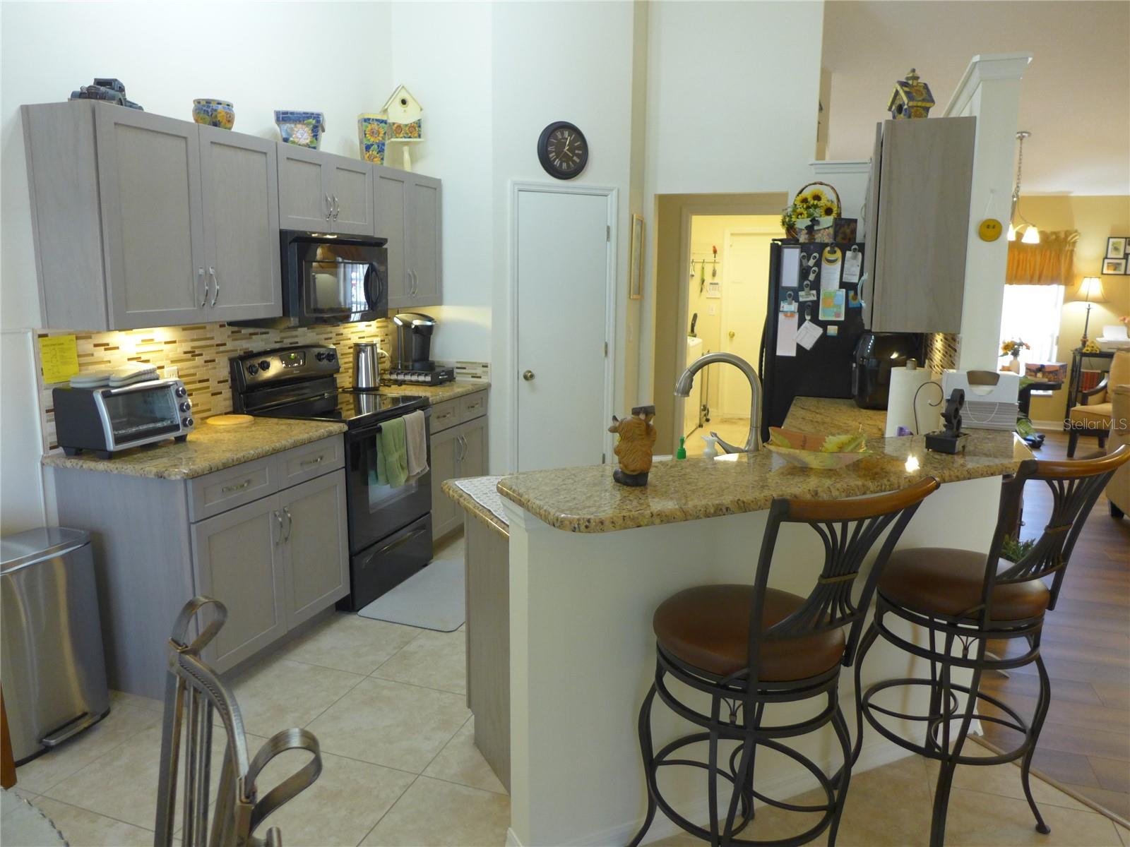 Image 11 of 29 For 2739 Bayview Drive