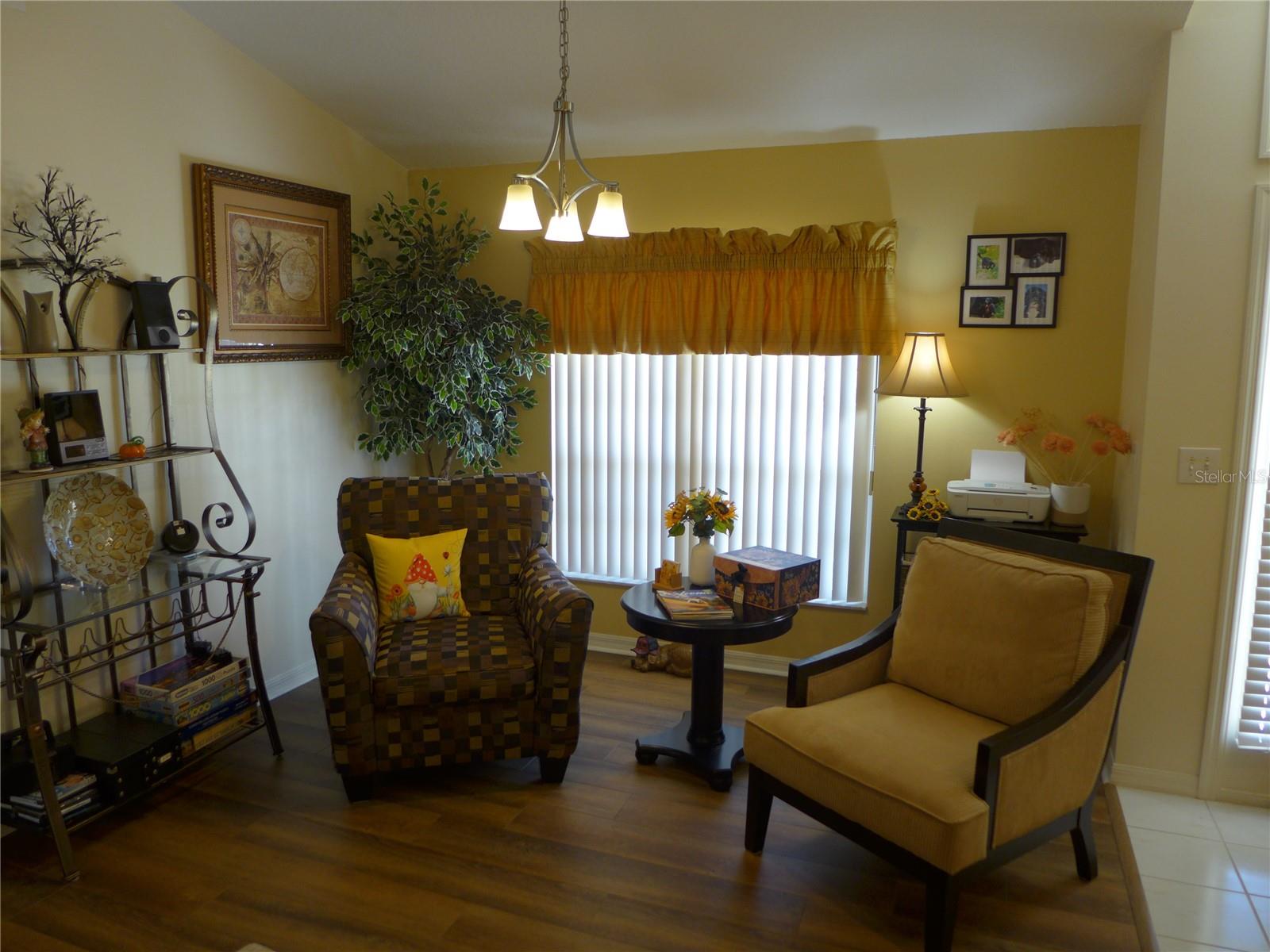 Image 5 of 29 For 2739 Bayview Drive