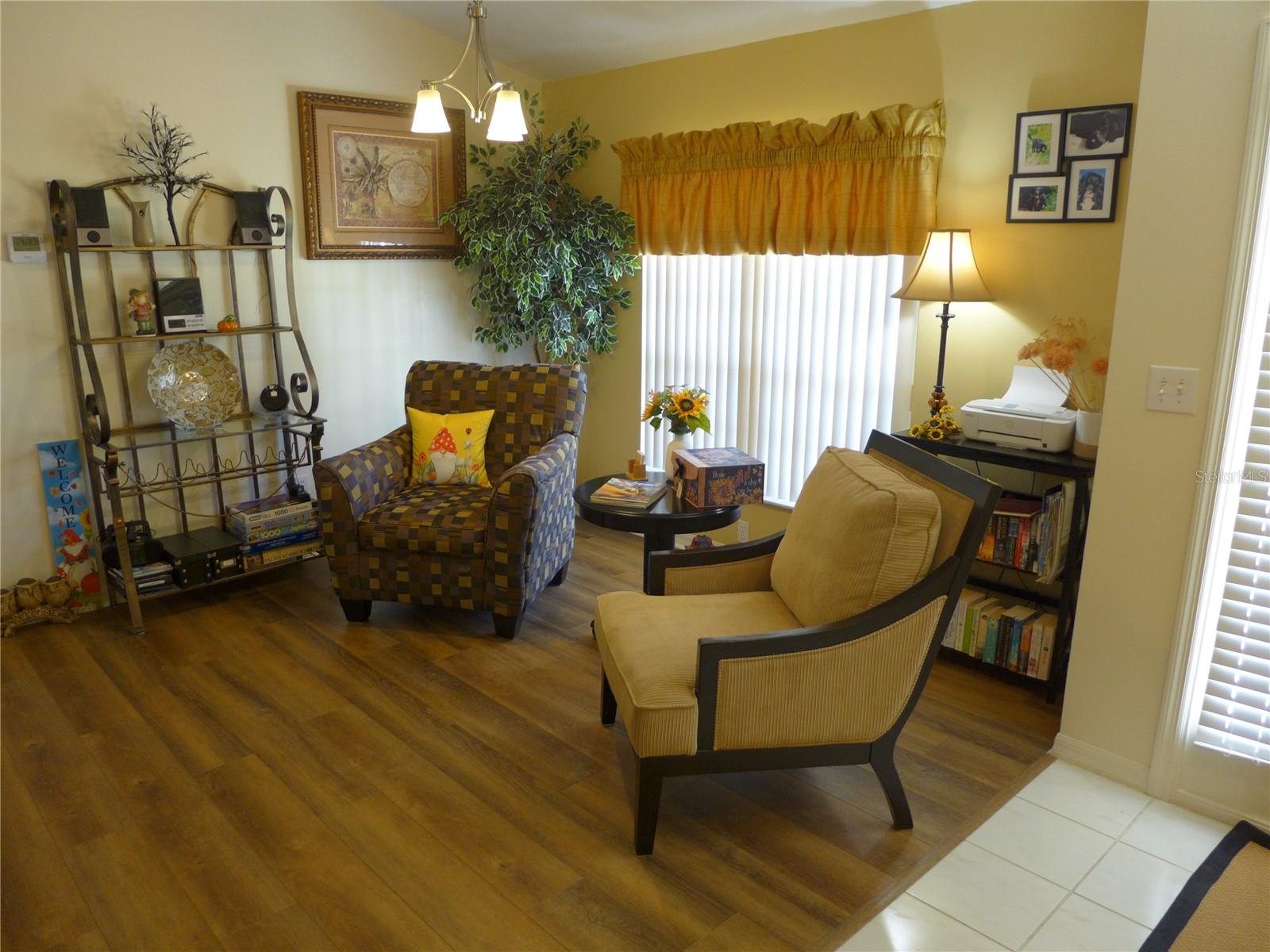 Image 6 of 29 For 2739 Bayview Drive