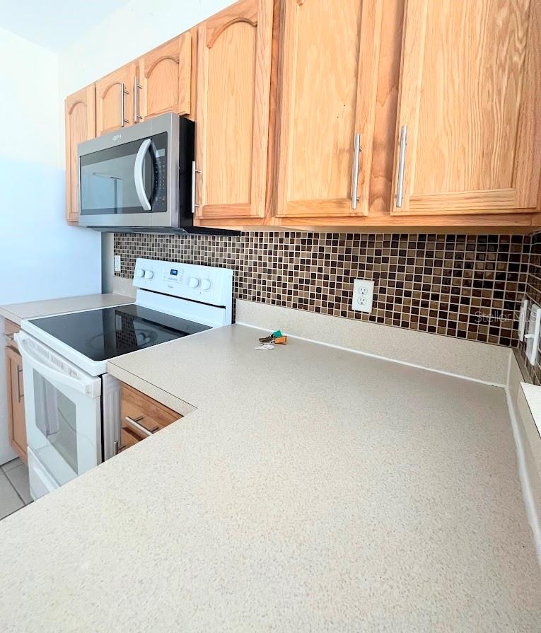 Image 6 of 40 For 2534 Maneshaw Lane