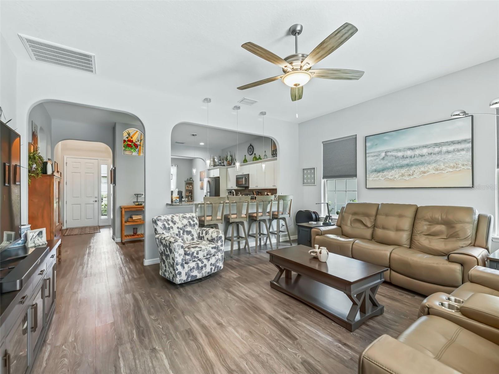 Image 11 of 38 For 11102 168th Loop