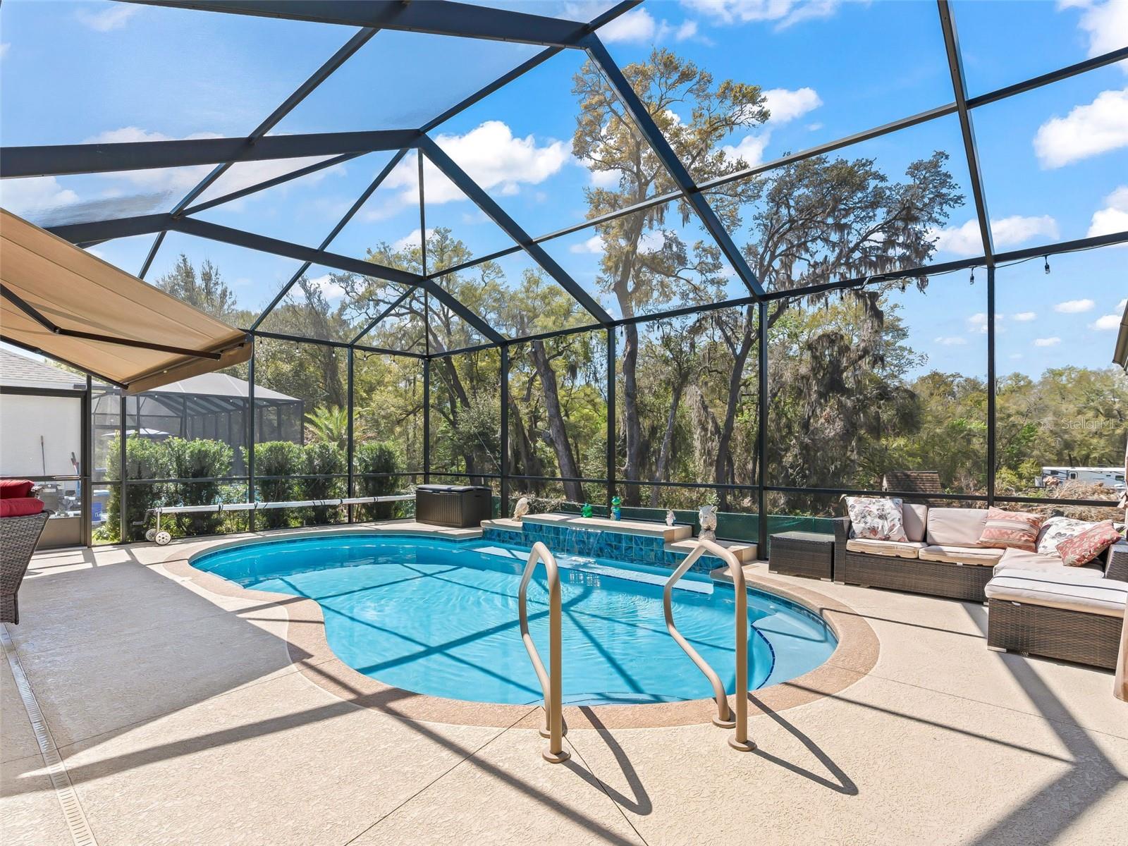 Image 24 of 38 For 11102 168th Loop