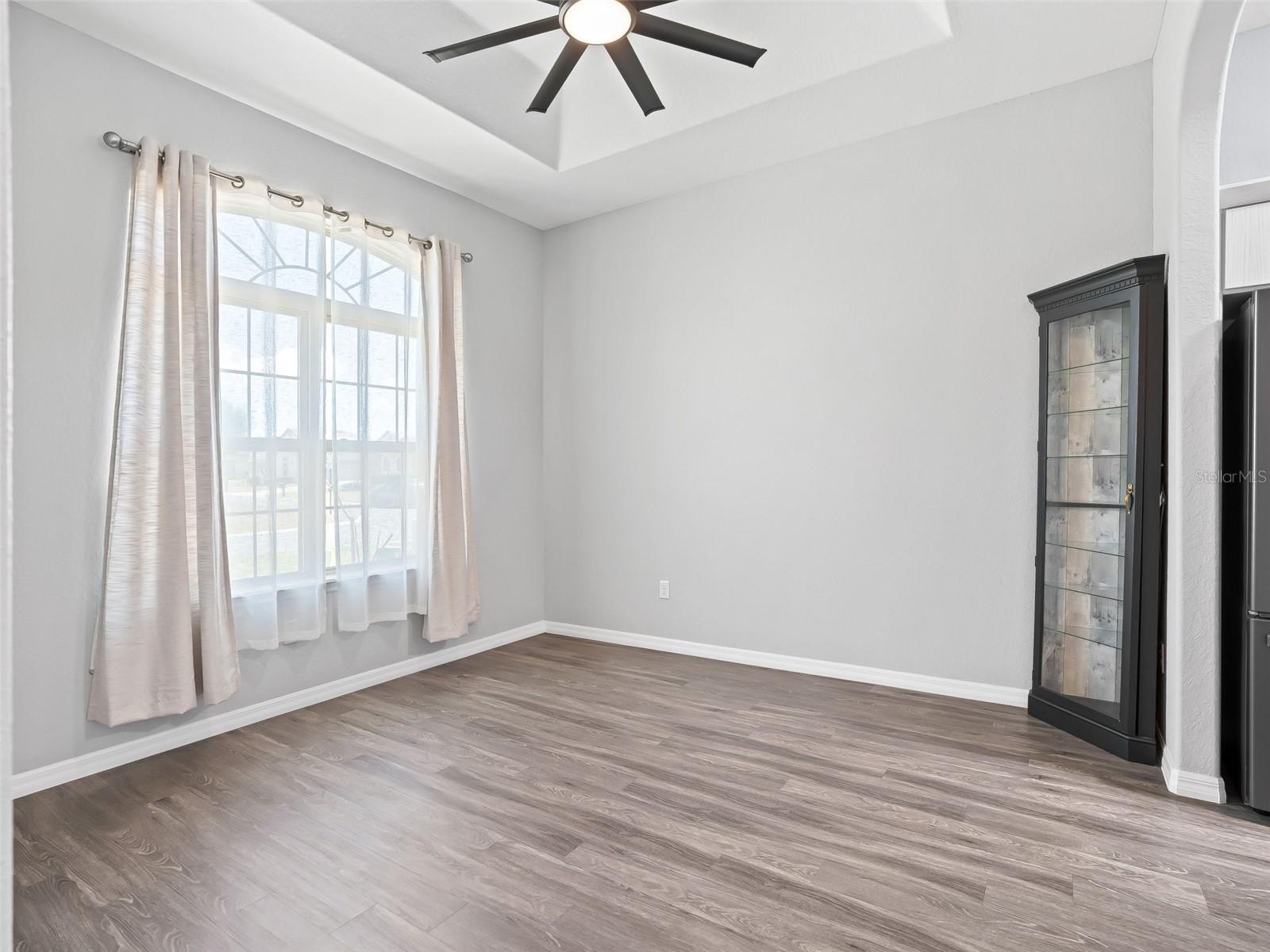 Image 4 of 38 For 11102 168th Loop