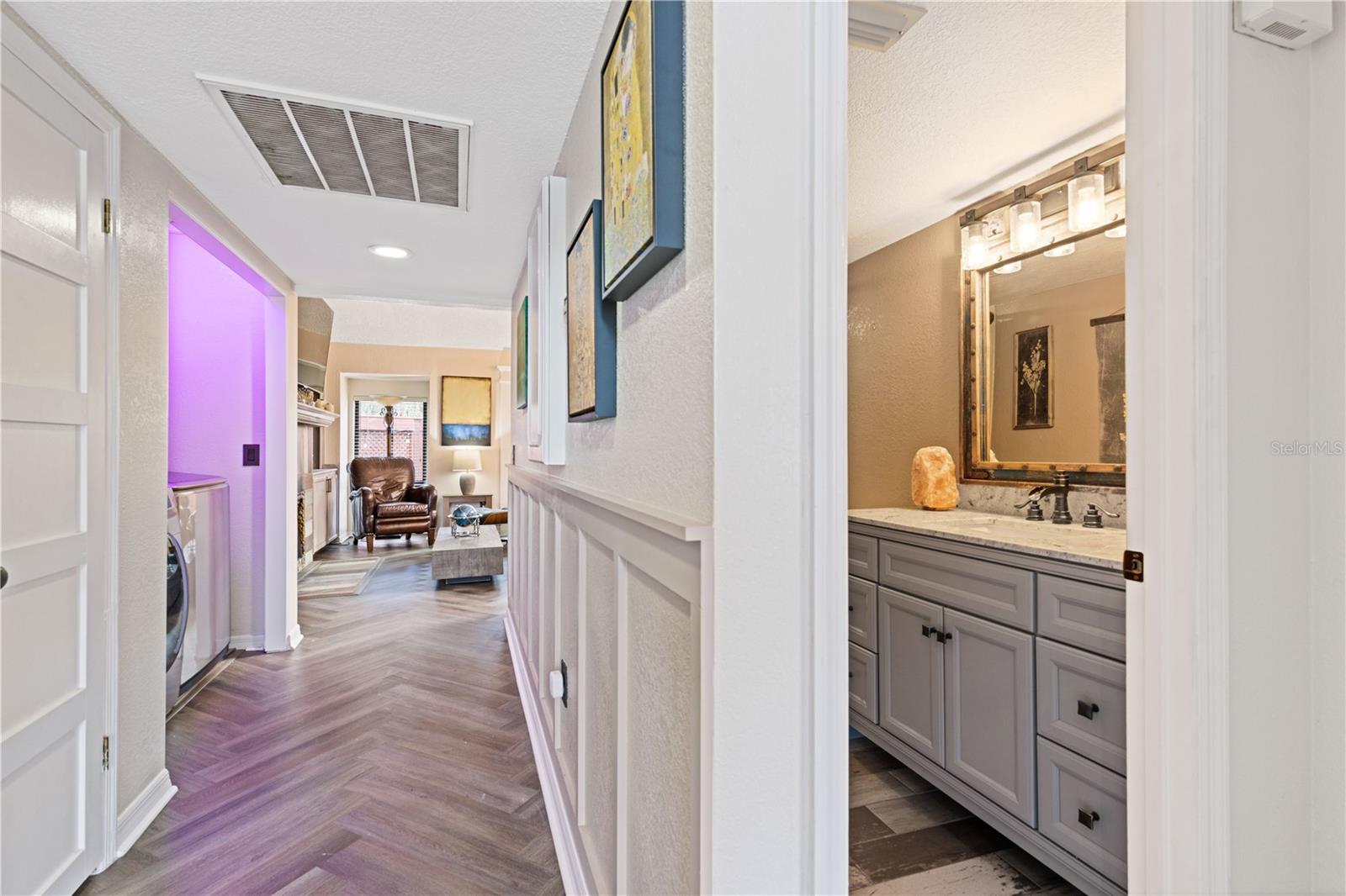 Image 11 of 81 For 1621 2nd Street 101