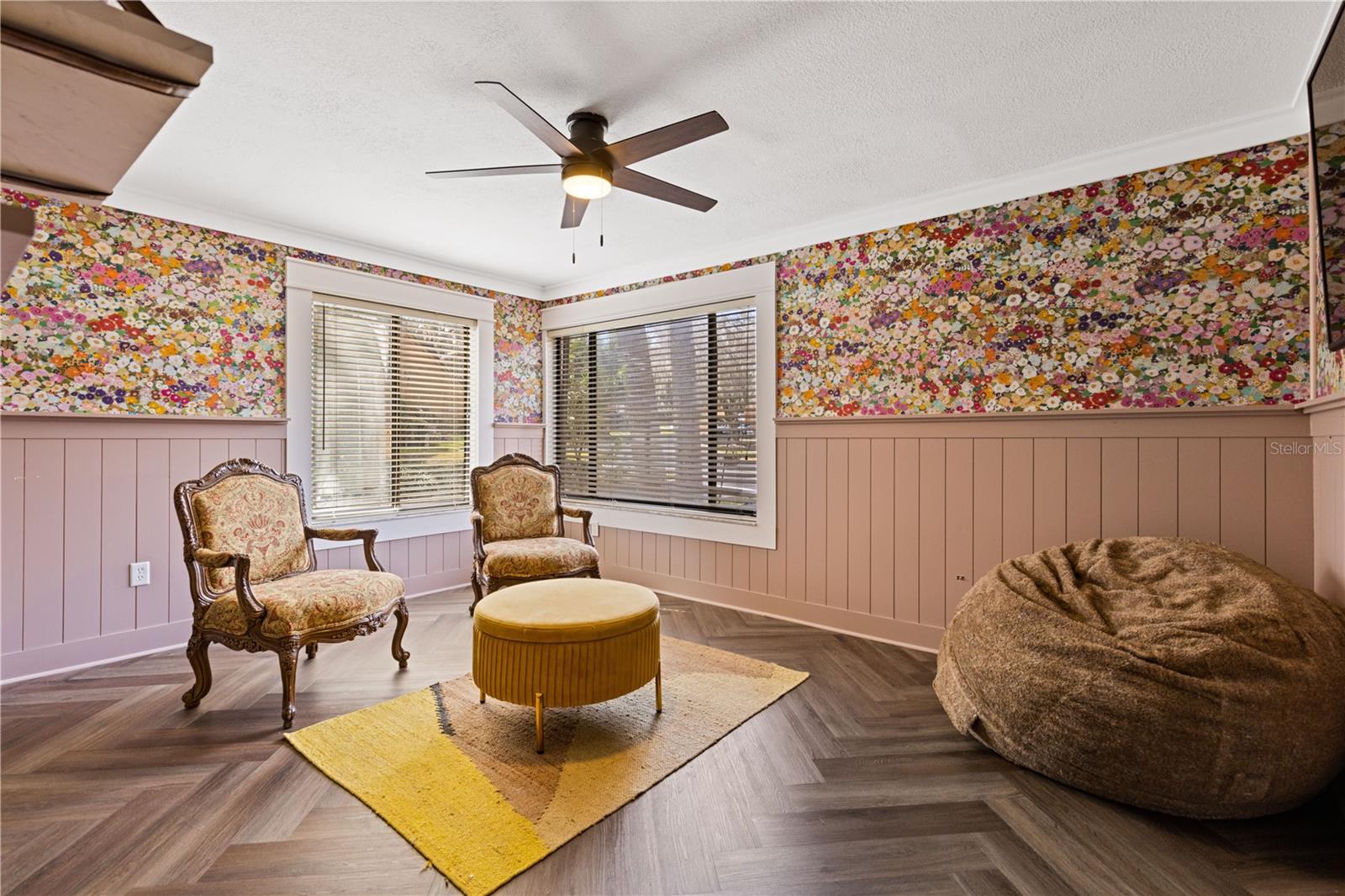 Image 14 of 81 For 1621 2nd Street 101