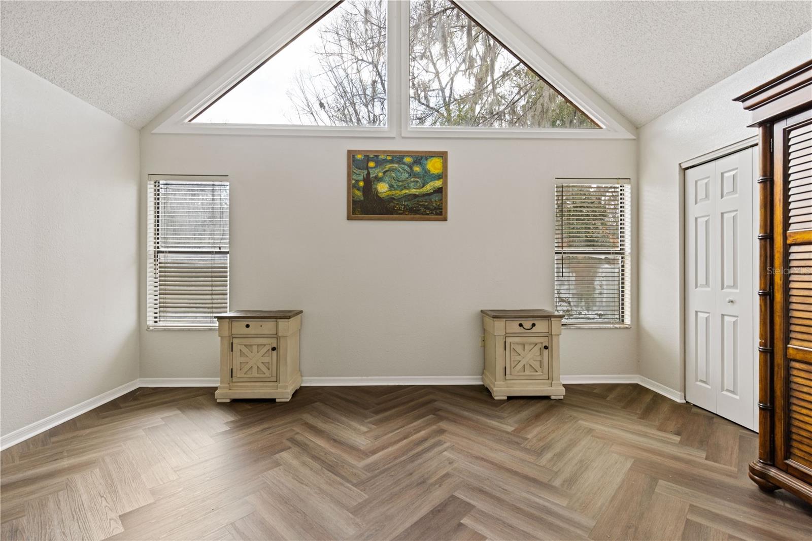 Image 32 of 81 For 1621 2nd Street 101