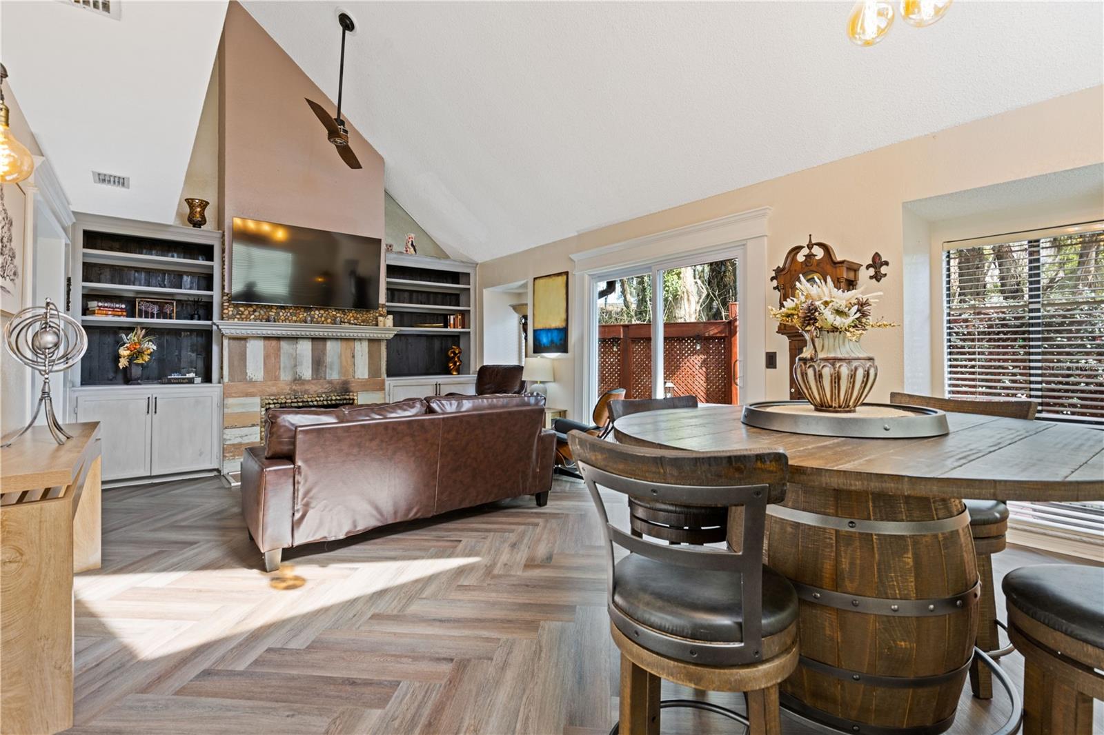 Image 6 of 81 For 1621 2nd Street 101