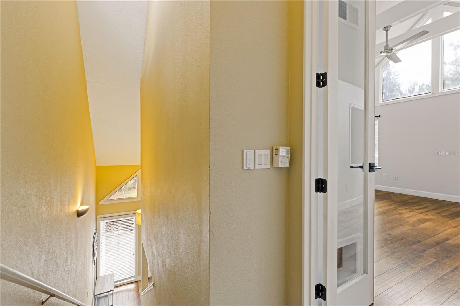 Image 24 of 60 For 1621 2nd Street 302