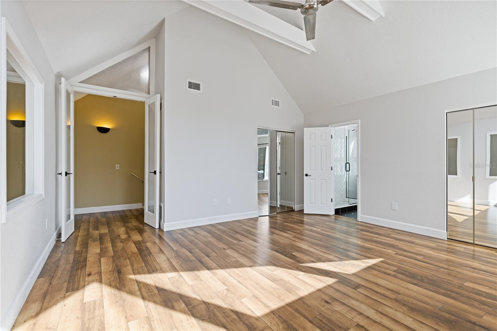 Image 28 of 60 For 1621 2nd Street 302