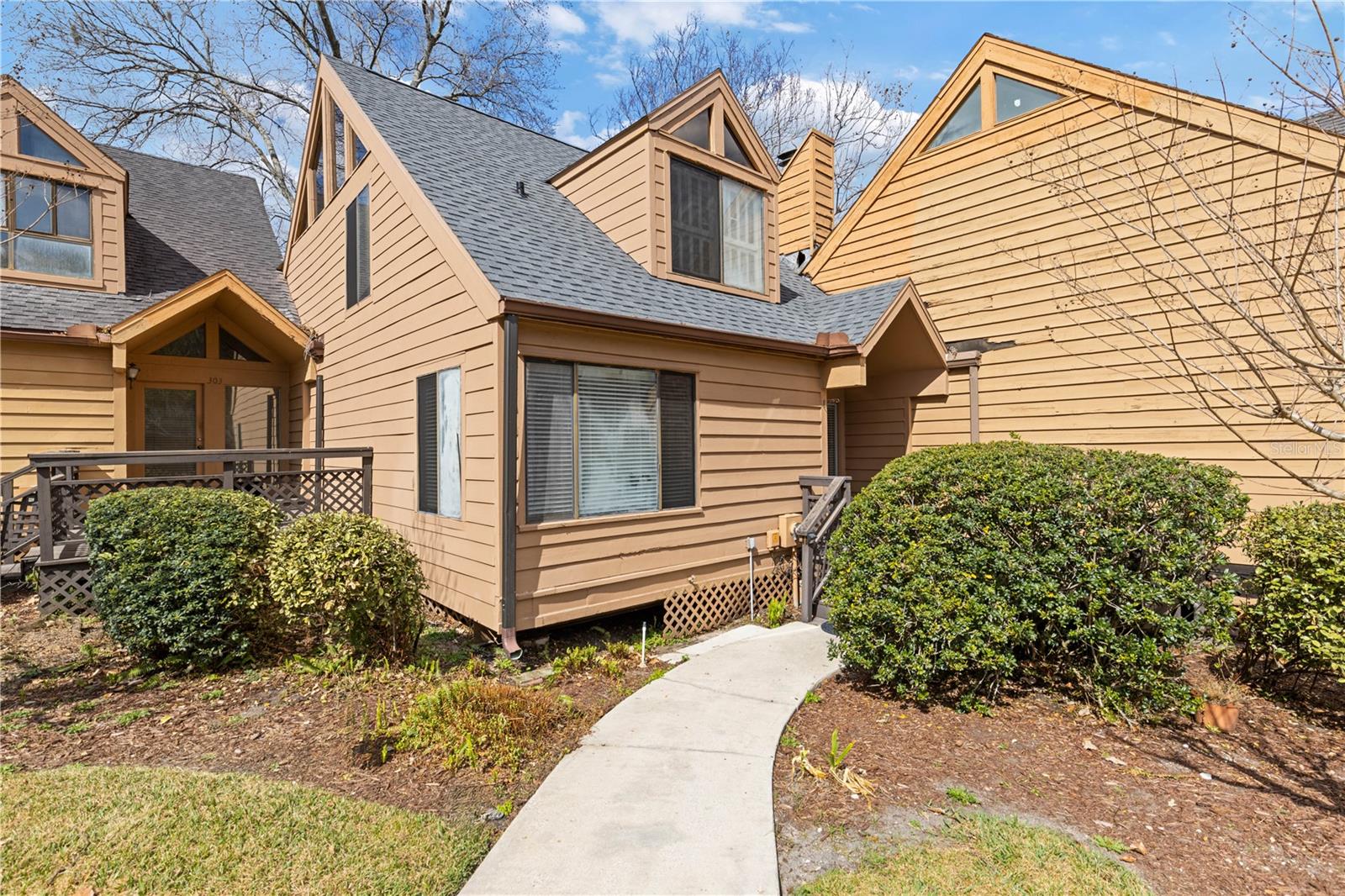 Image 44 of 60 For 1621 2nd Street 302