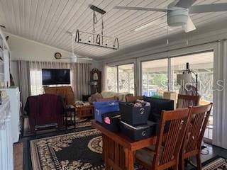 Image 5 of 49 For 58 Kentucky Avenue