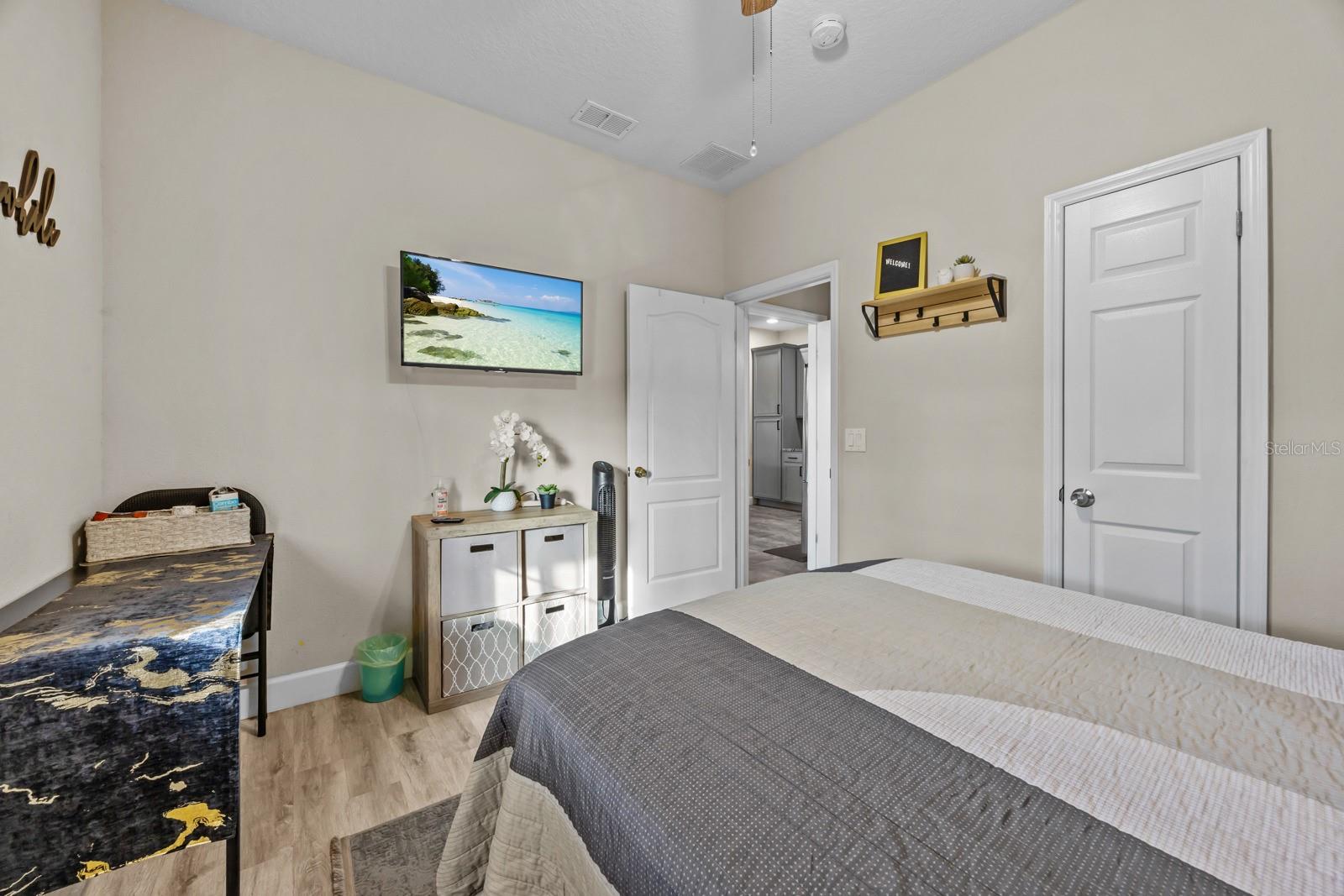 Image 23 of 48 For 3190 Farland Drive