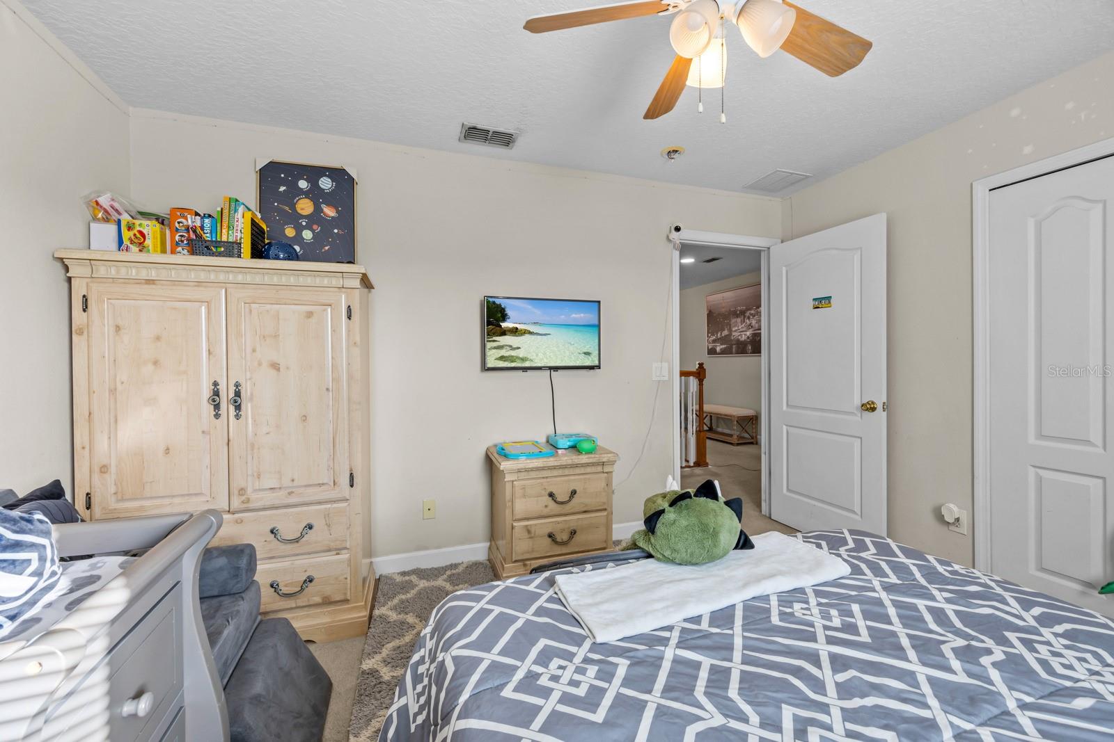 Image 34 of 48 For 3190 Farland Drive