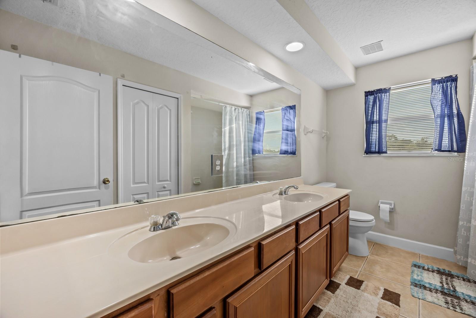 Image 35 of 48 For 3190 Farland Drive