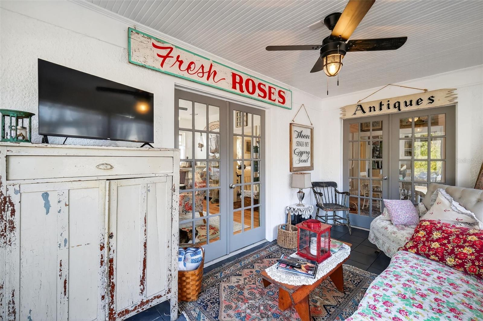 Image 27 of 33 For 740 Summit Street