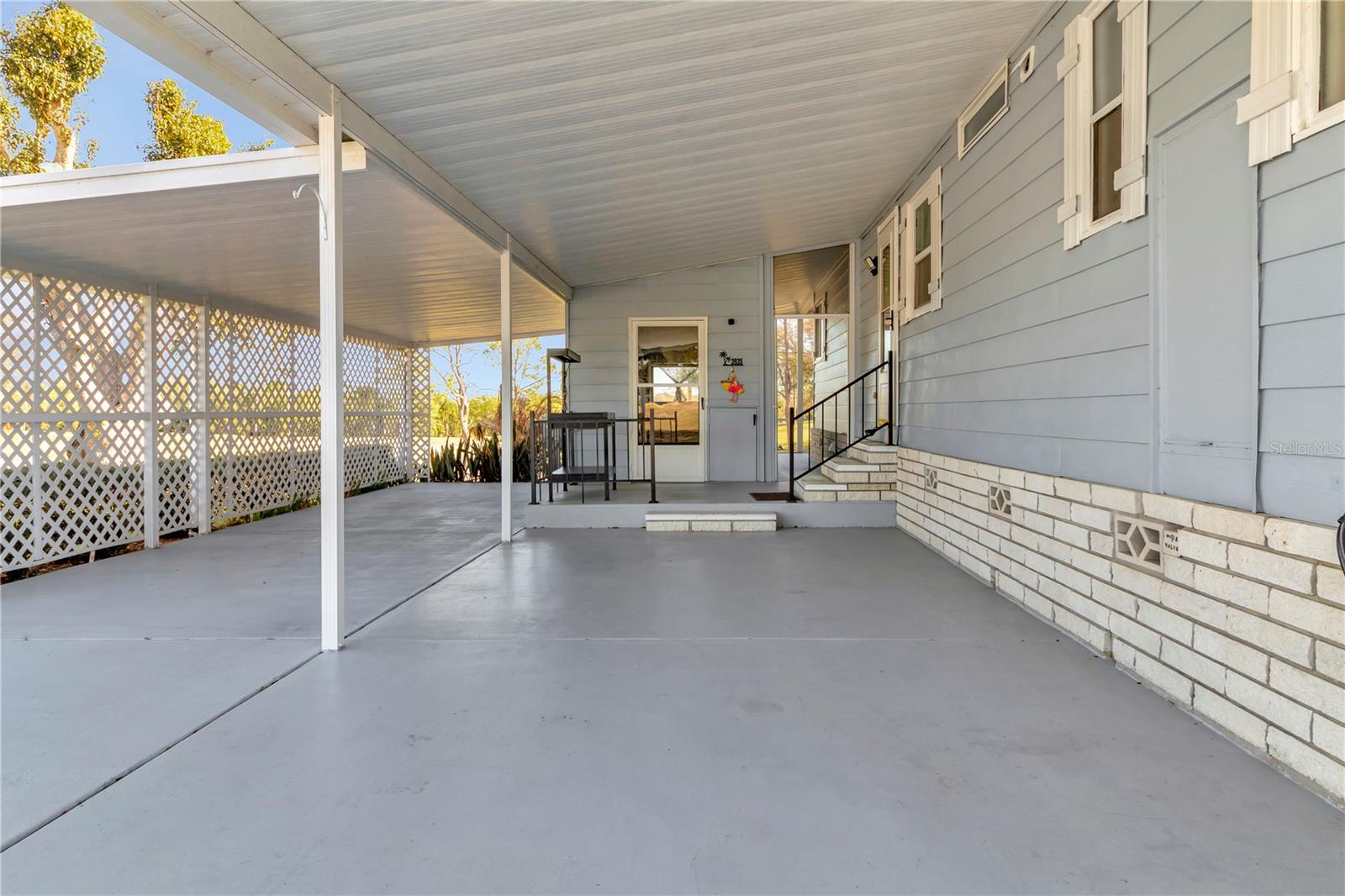 Image 12 of 60 For 3935 Parway Road 1322