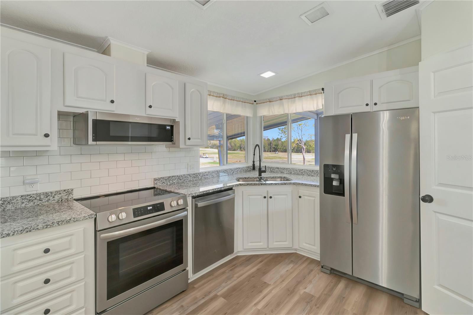 Image 26 of 60 For 3935 Parway Road 1322