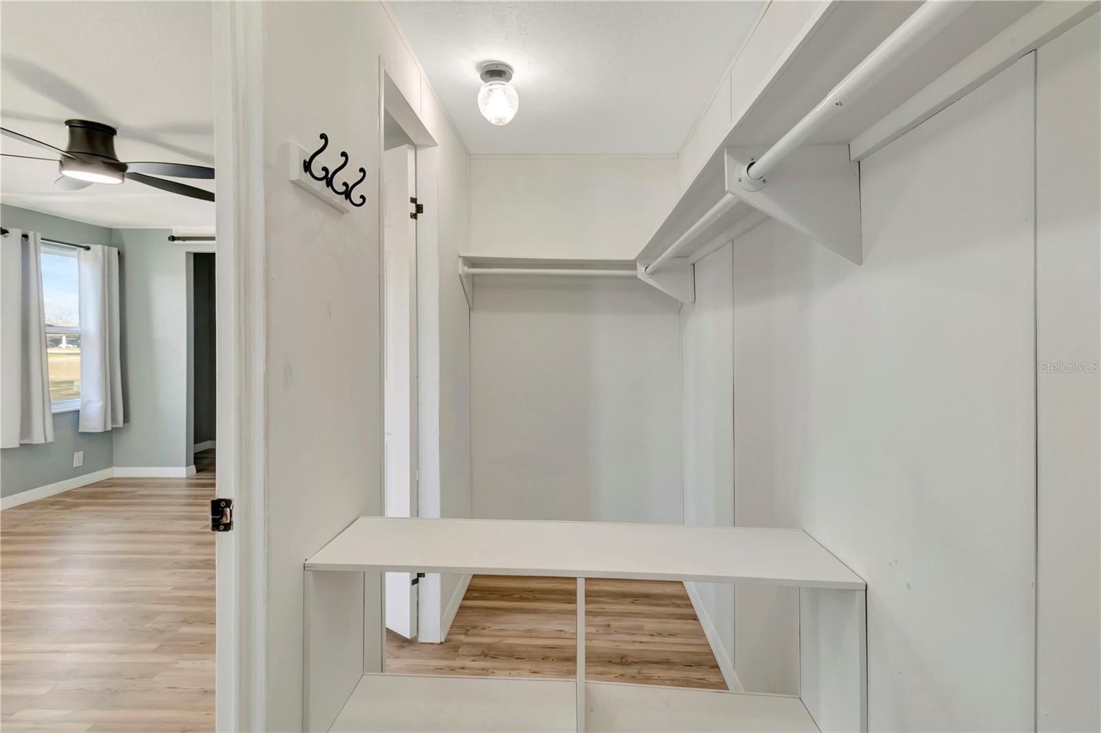 Image 33 of 60 For 3935 Parway Road 1322