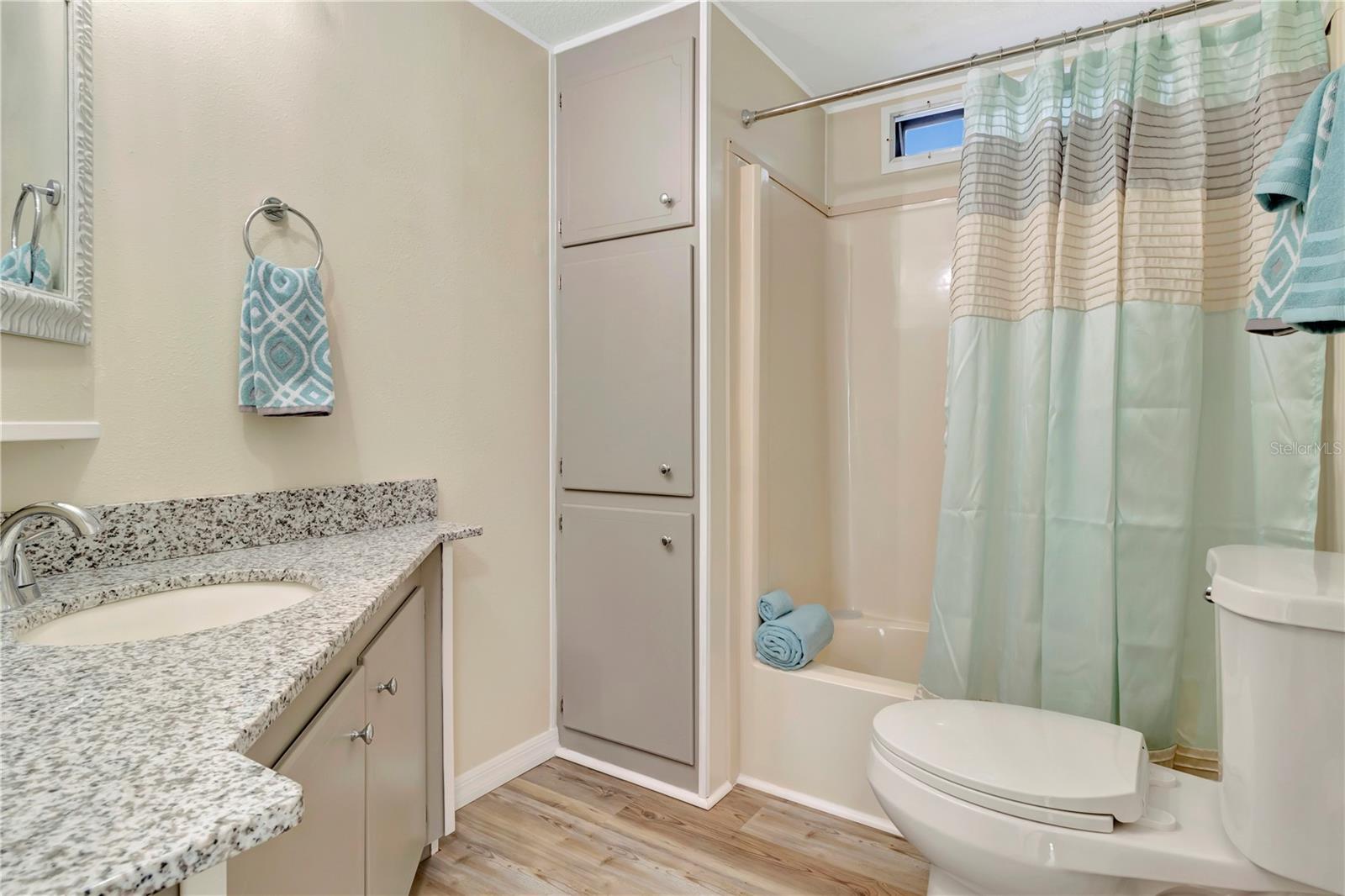 Image 40 of 60 For 3935 Parway Road 1322