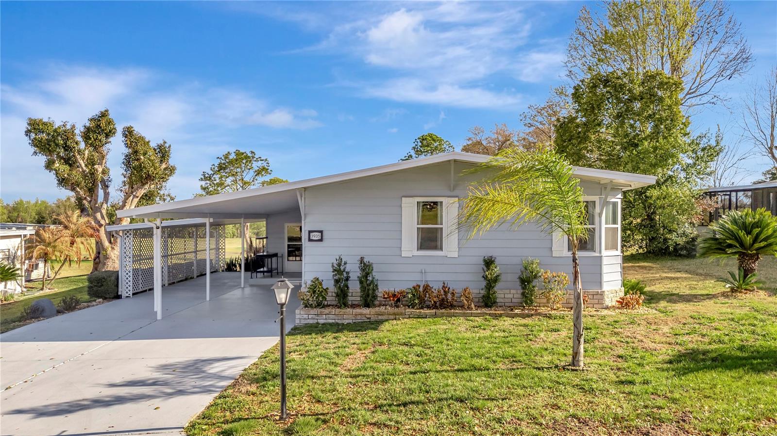 Image 5 of 60 For 3935 Parway Road 1322