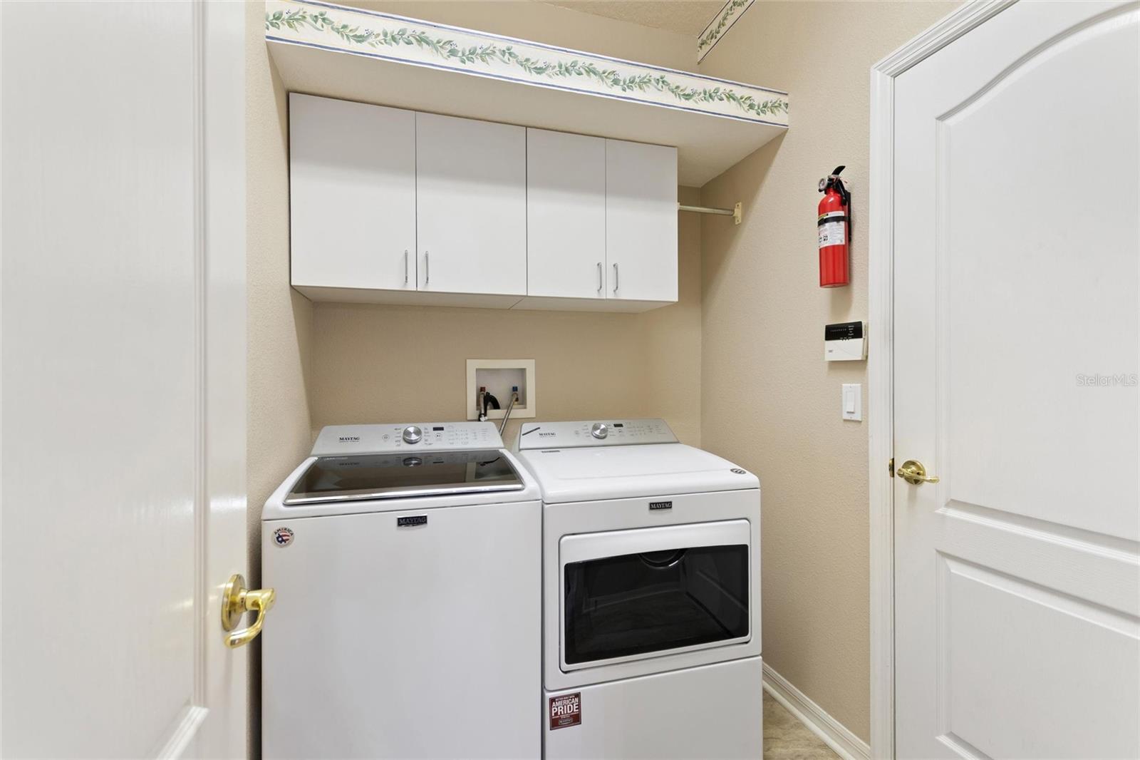 Image 20 of 70 For 2190 Caxton Avenue