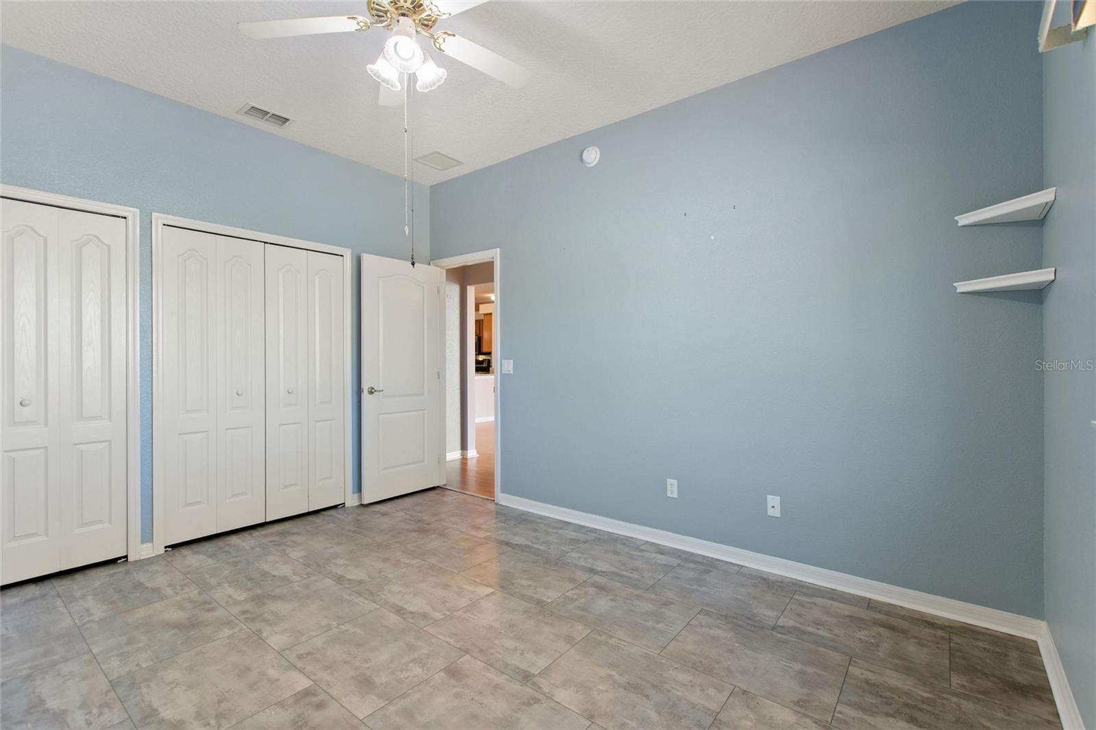 Image 29 of 70 For 2190 Caxton Avenue