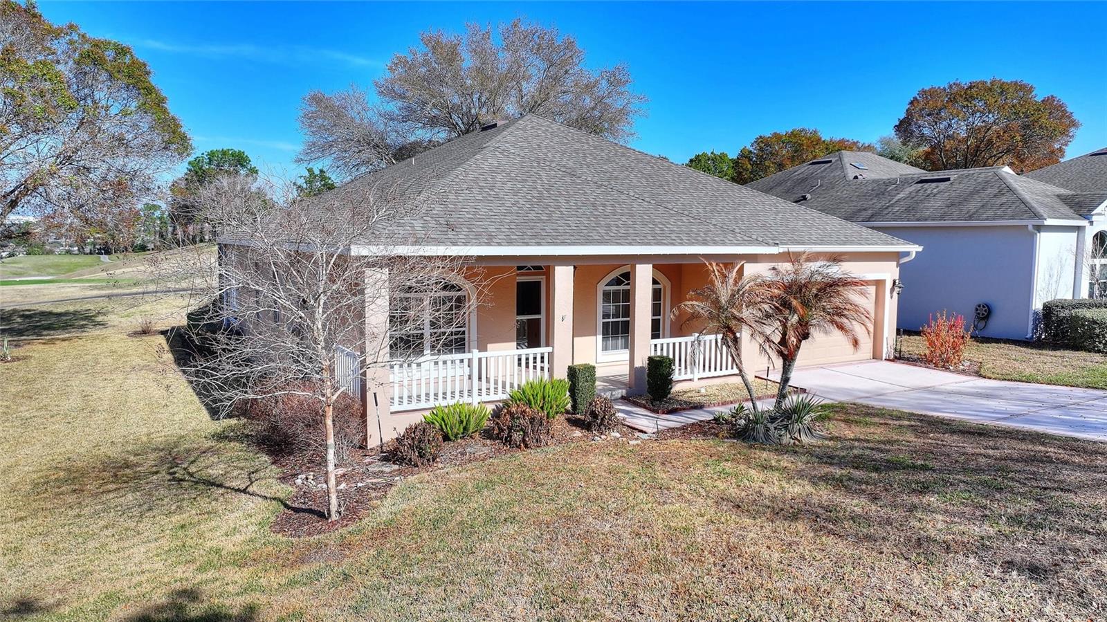 Image 3 of 70 For 2190 Caxton Avenue