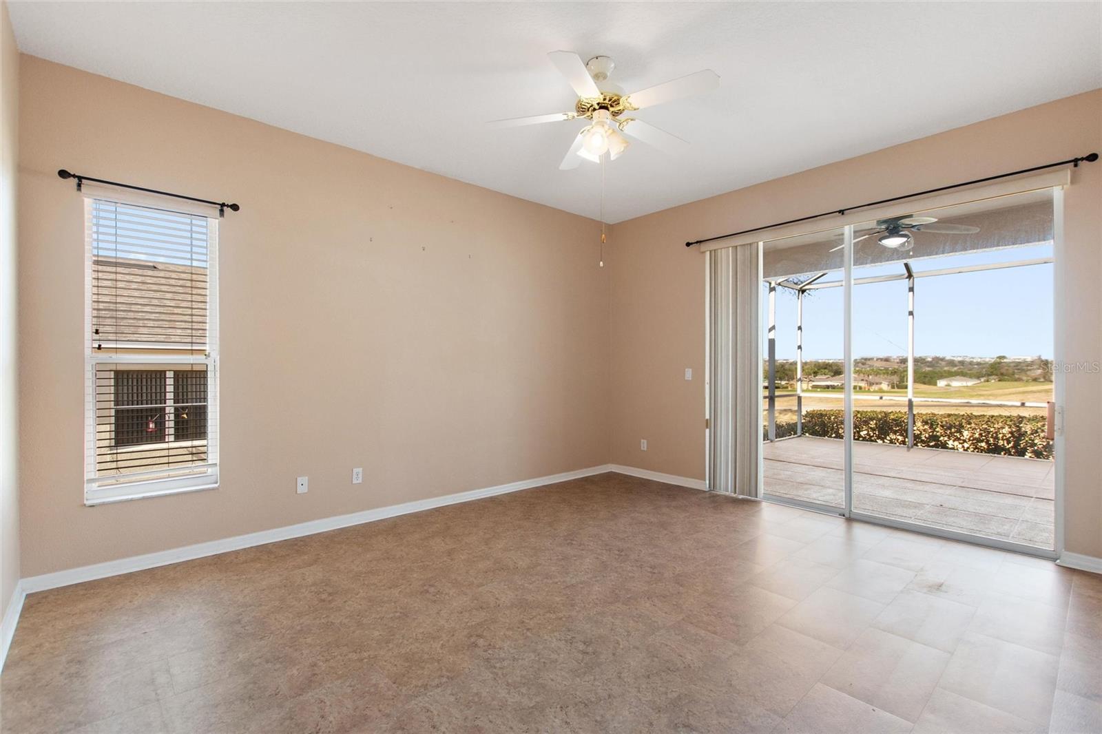 Image 30 of 70 For 2190 Caxton Avenue