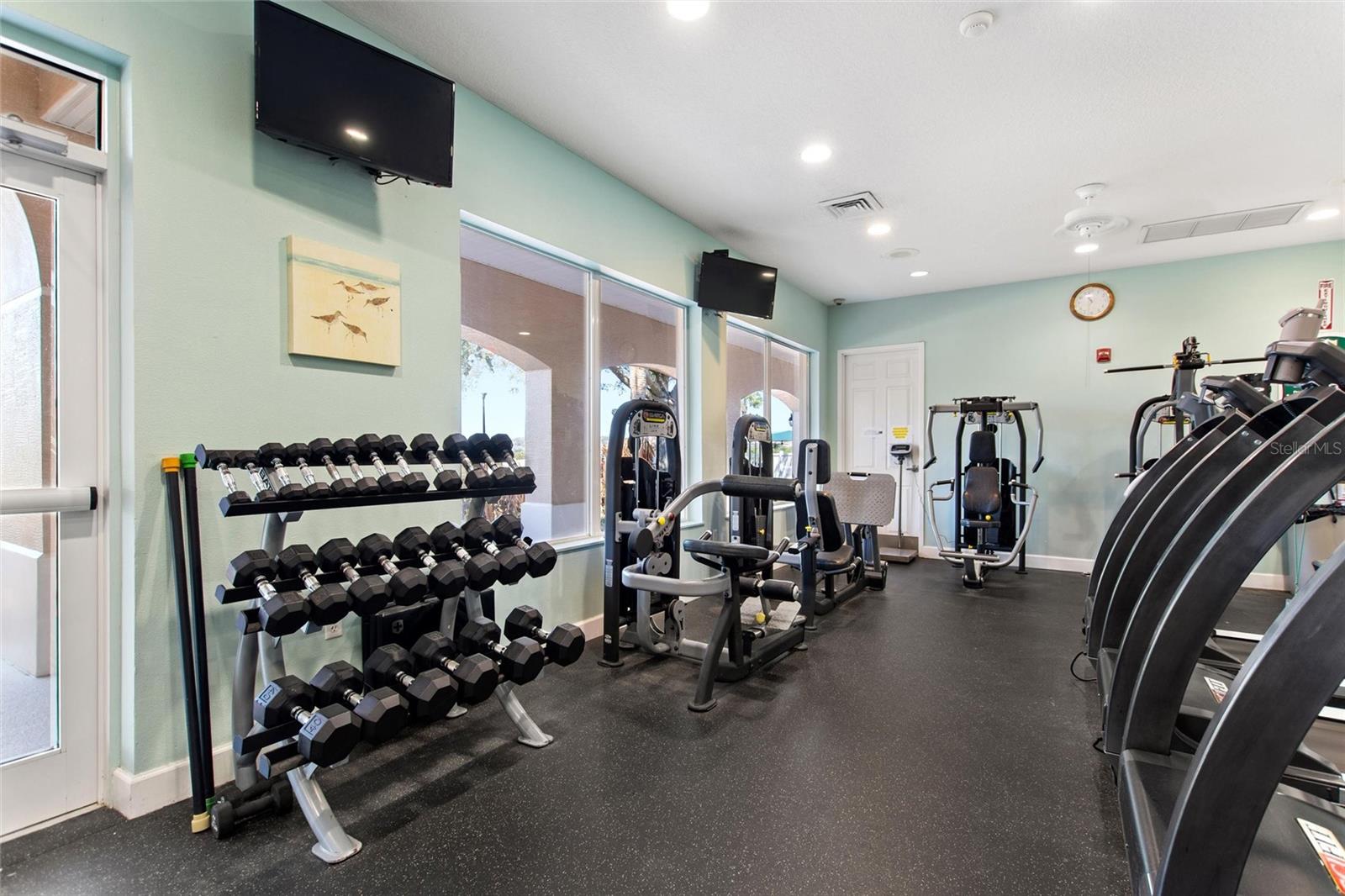 Image 55 of 70 For 2190 Caxton Avenue