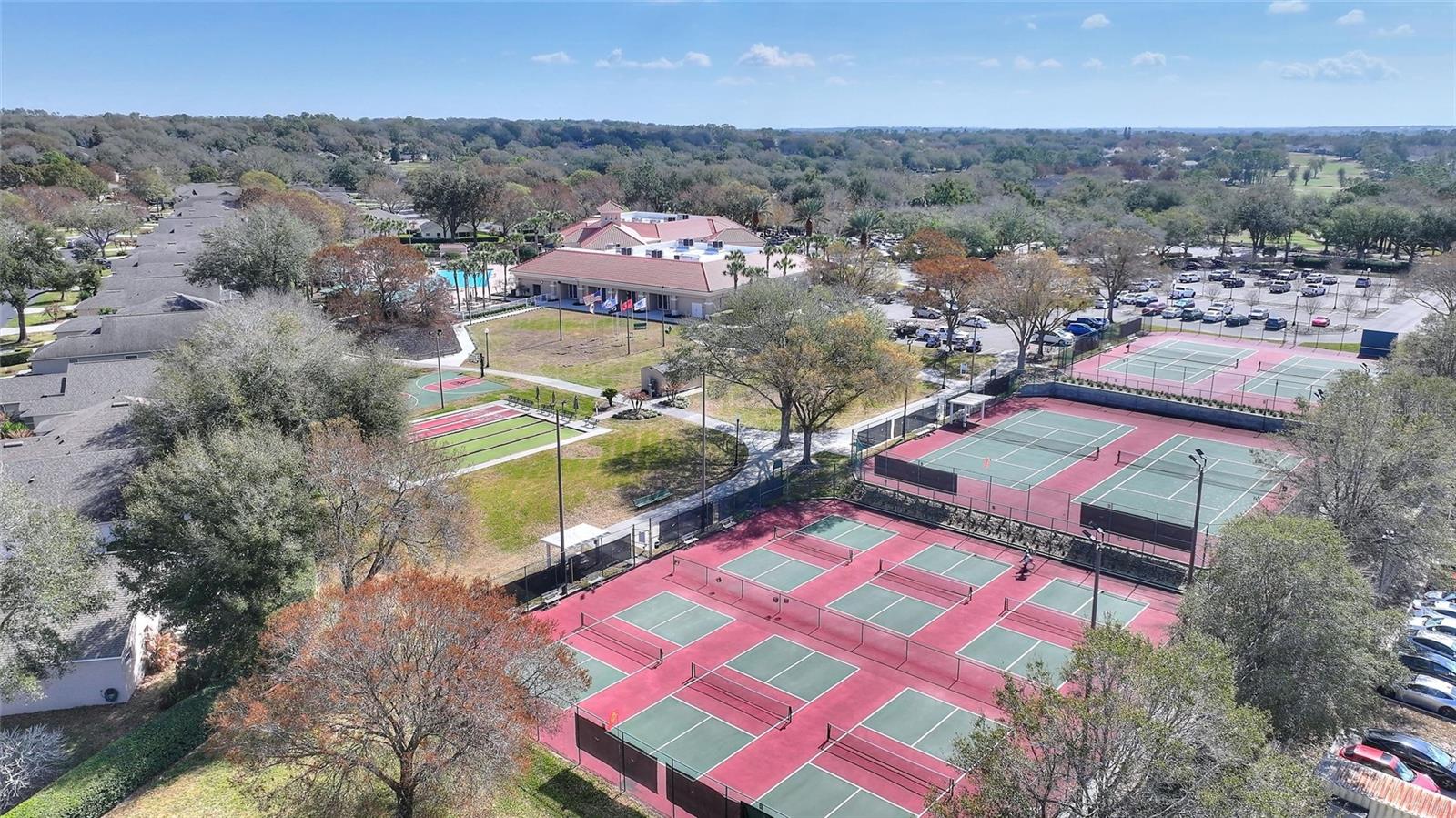 Image 68 of 70 For 2190 Caxton Avenue