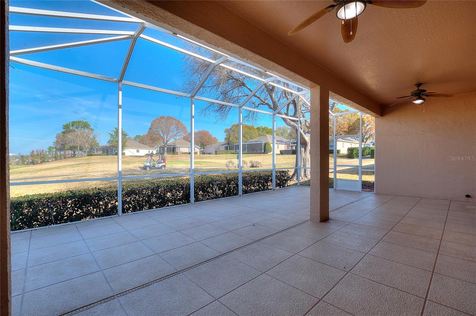 Image 7 of 70 For 2190 Caxton Avenue