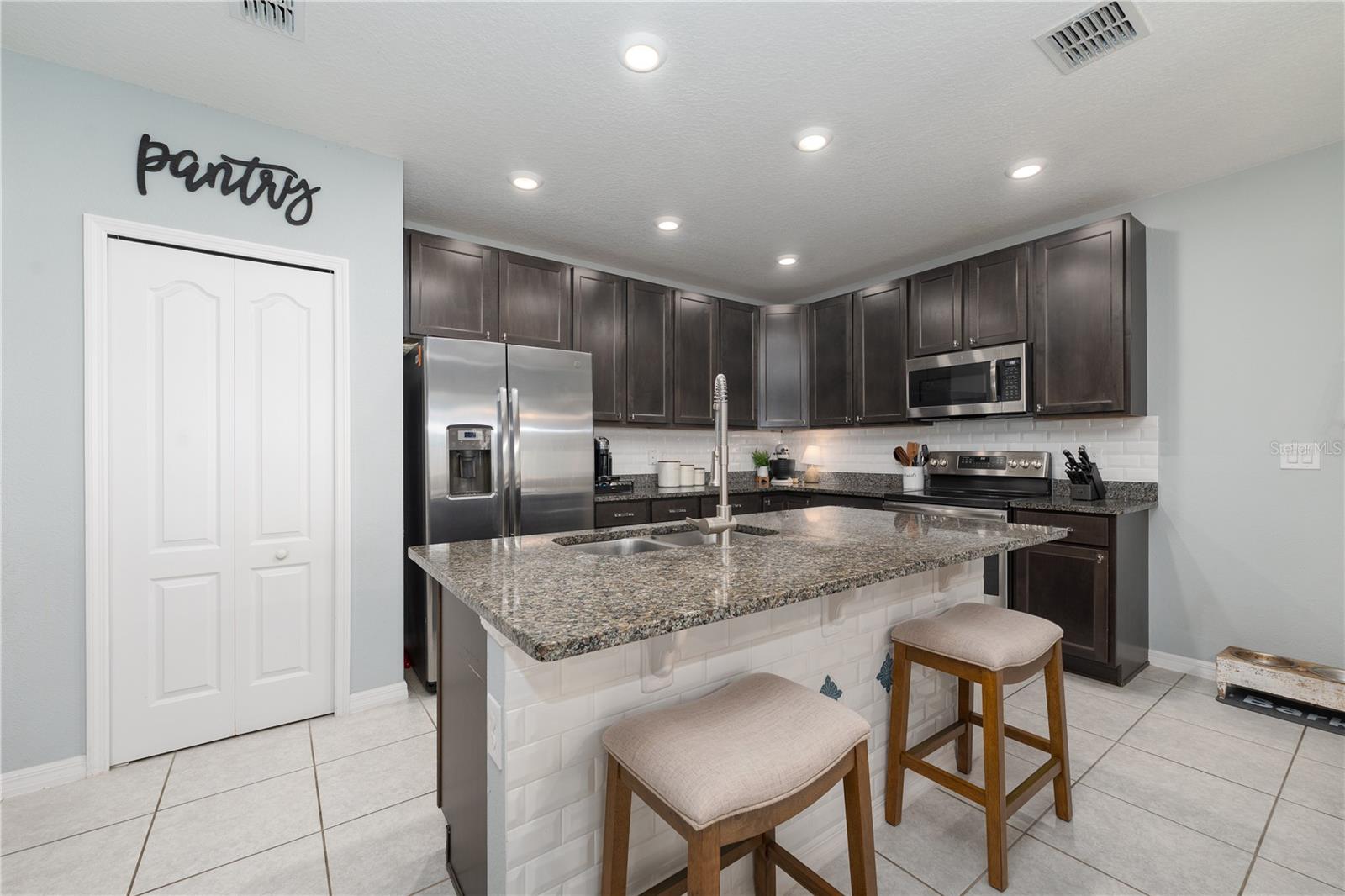 Image 12 of 37 For 15404 Taurus Court