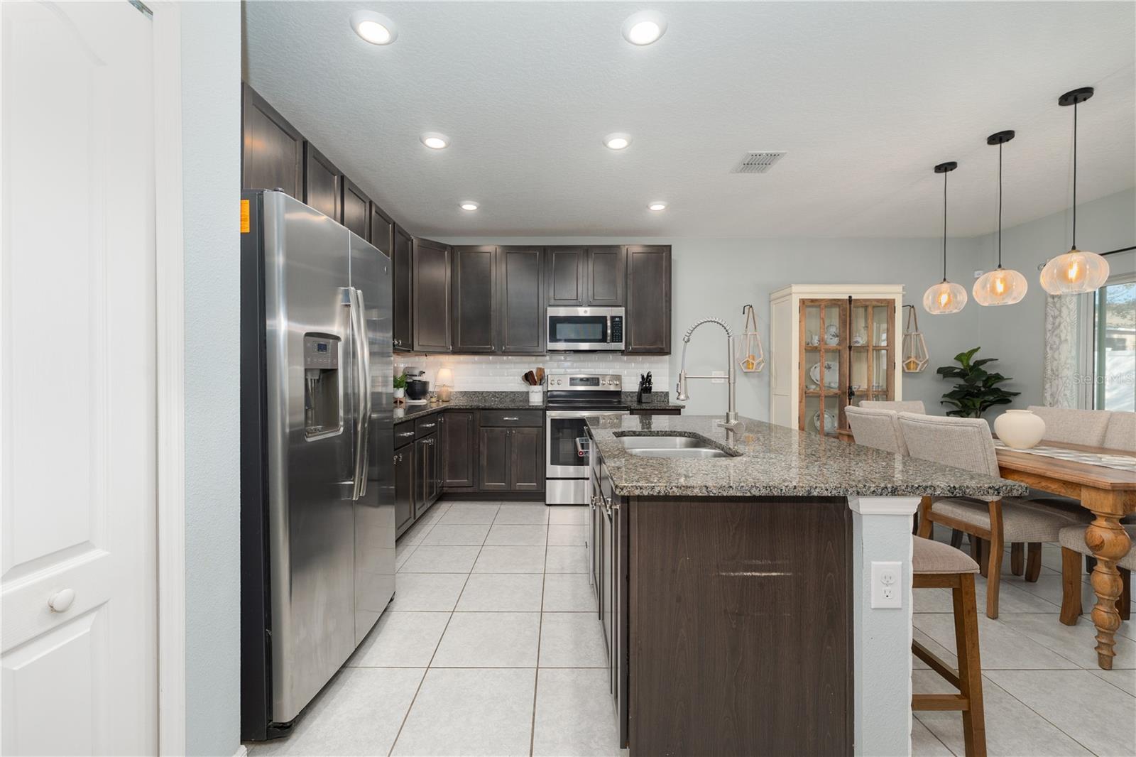 Image 13 of 37 For 15404 Taurus Court