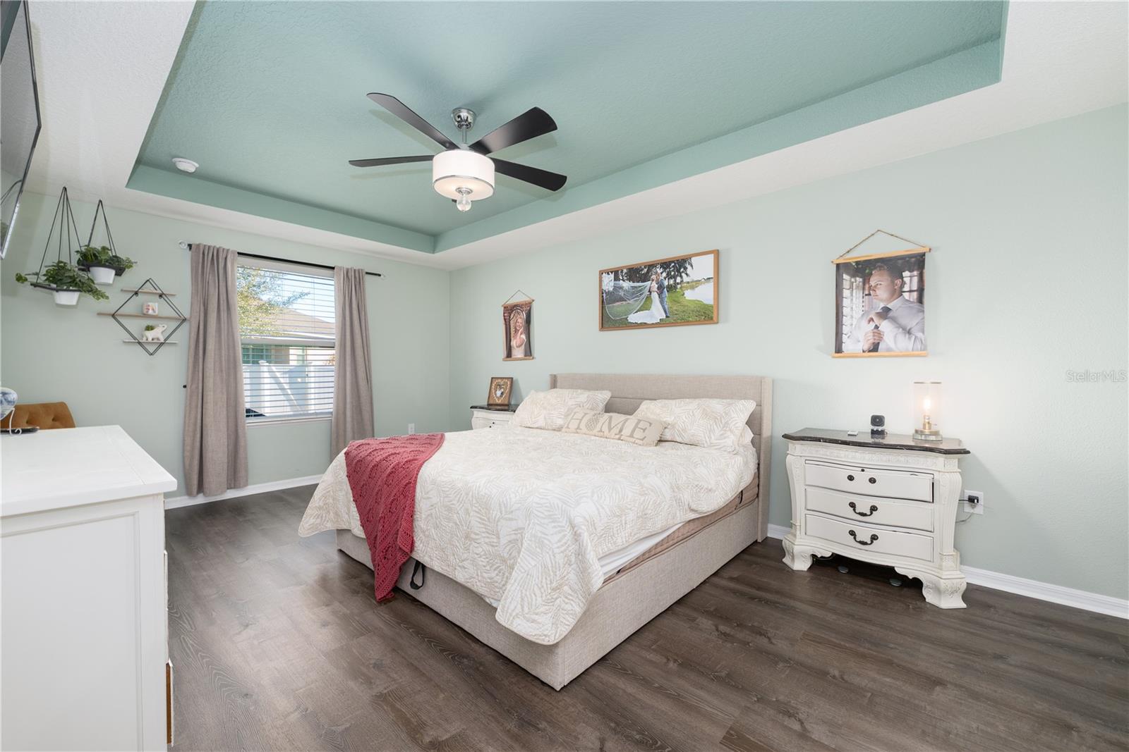 Image 19 of 37 For 15404 Taurus Court