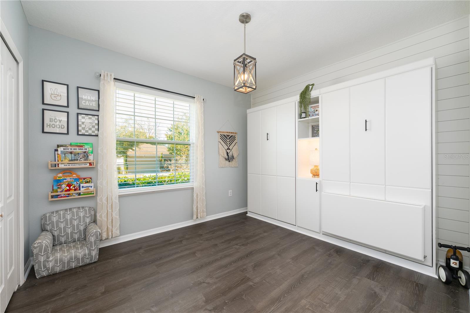 Image 22 of 37 For 15404 Taurus Court