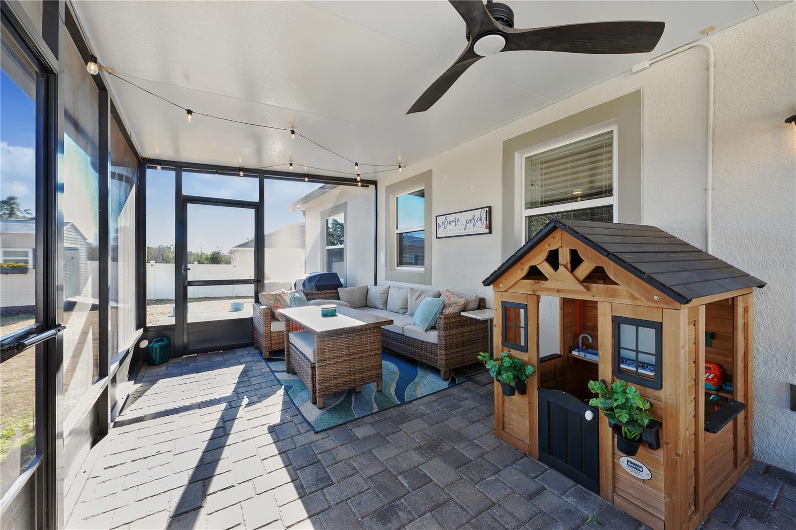 Image 28 of 37 For 15404 Taurus Court